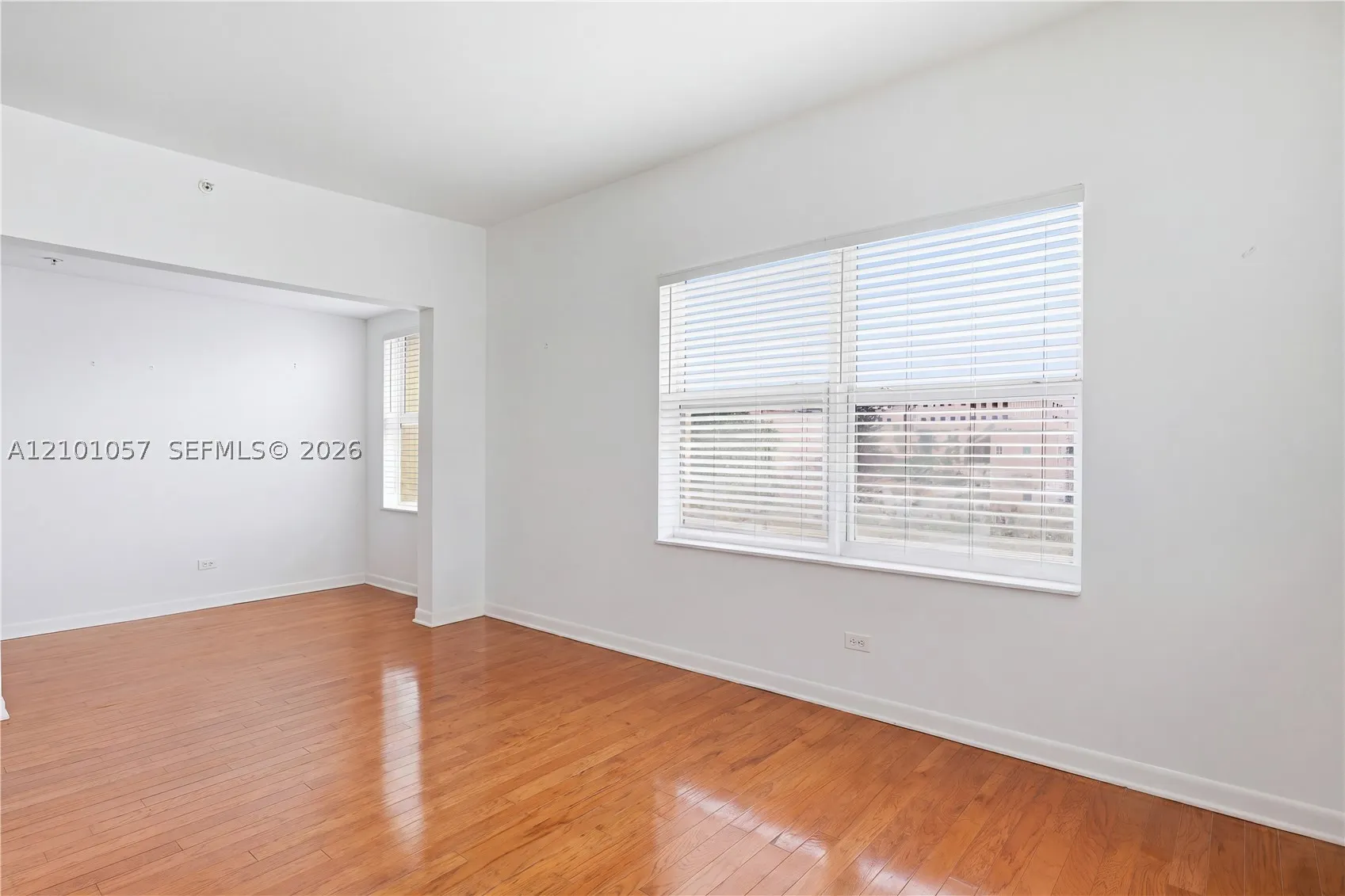 1542 Drexel Ave #301