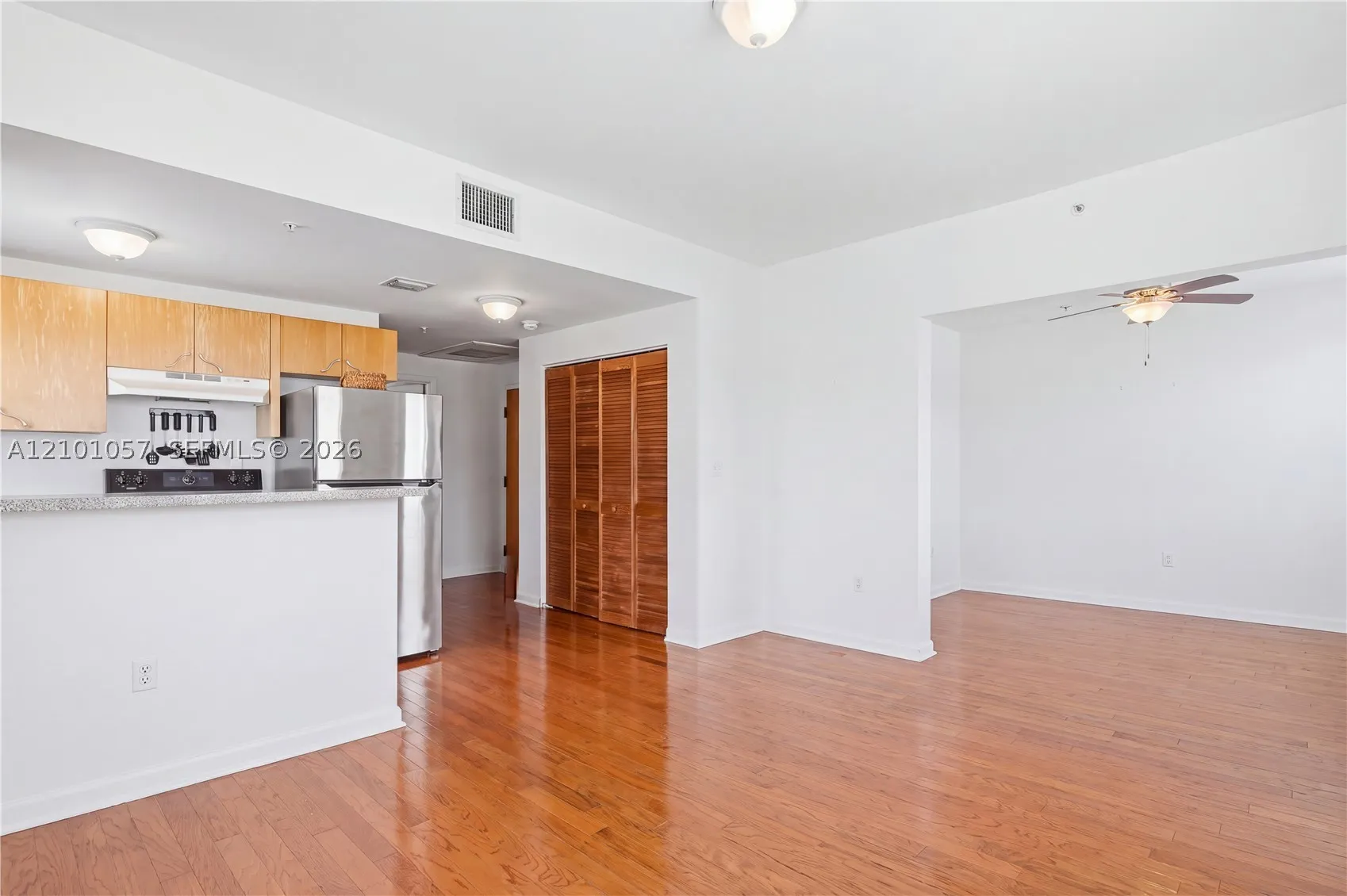 1542 Drexel Ave #301