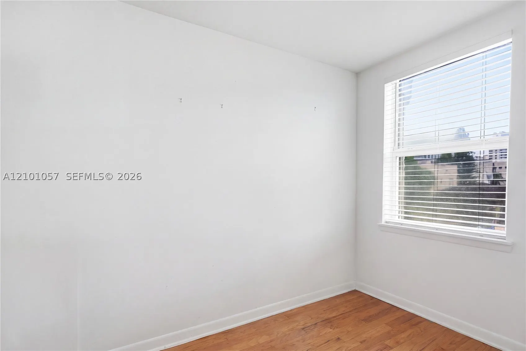 1542 Drexel Ave #301