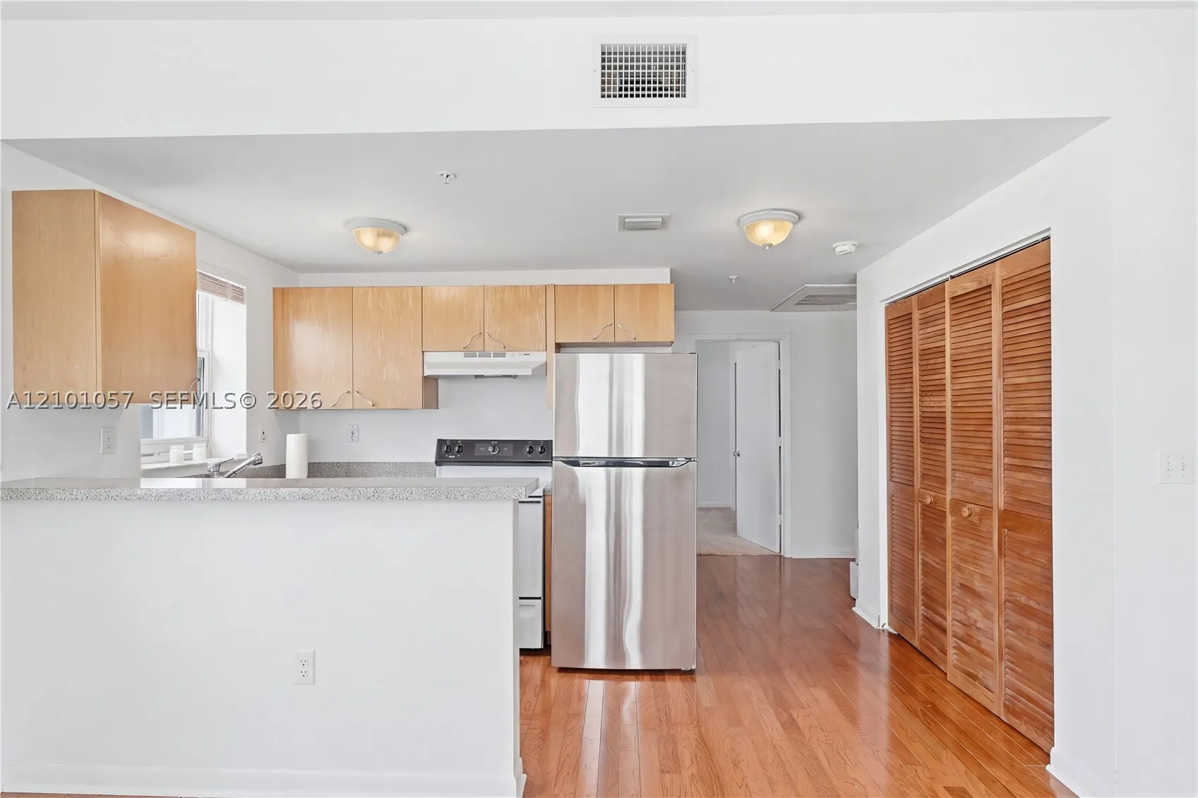 1542 Drexel Ave #301
