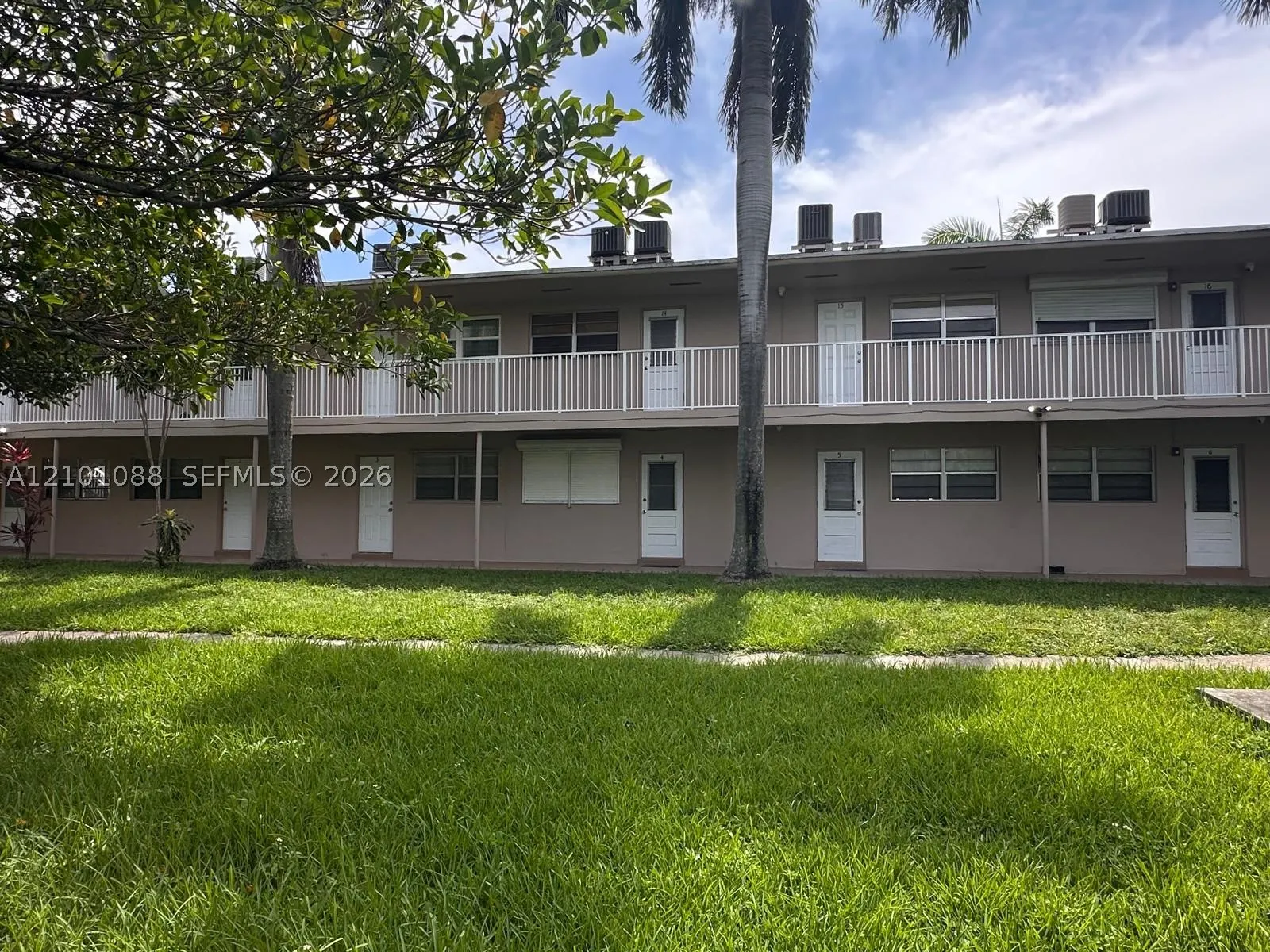 230 SW 11th Ave #14