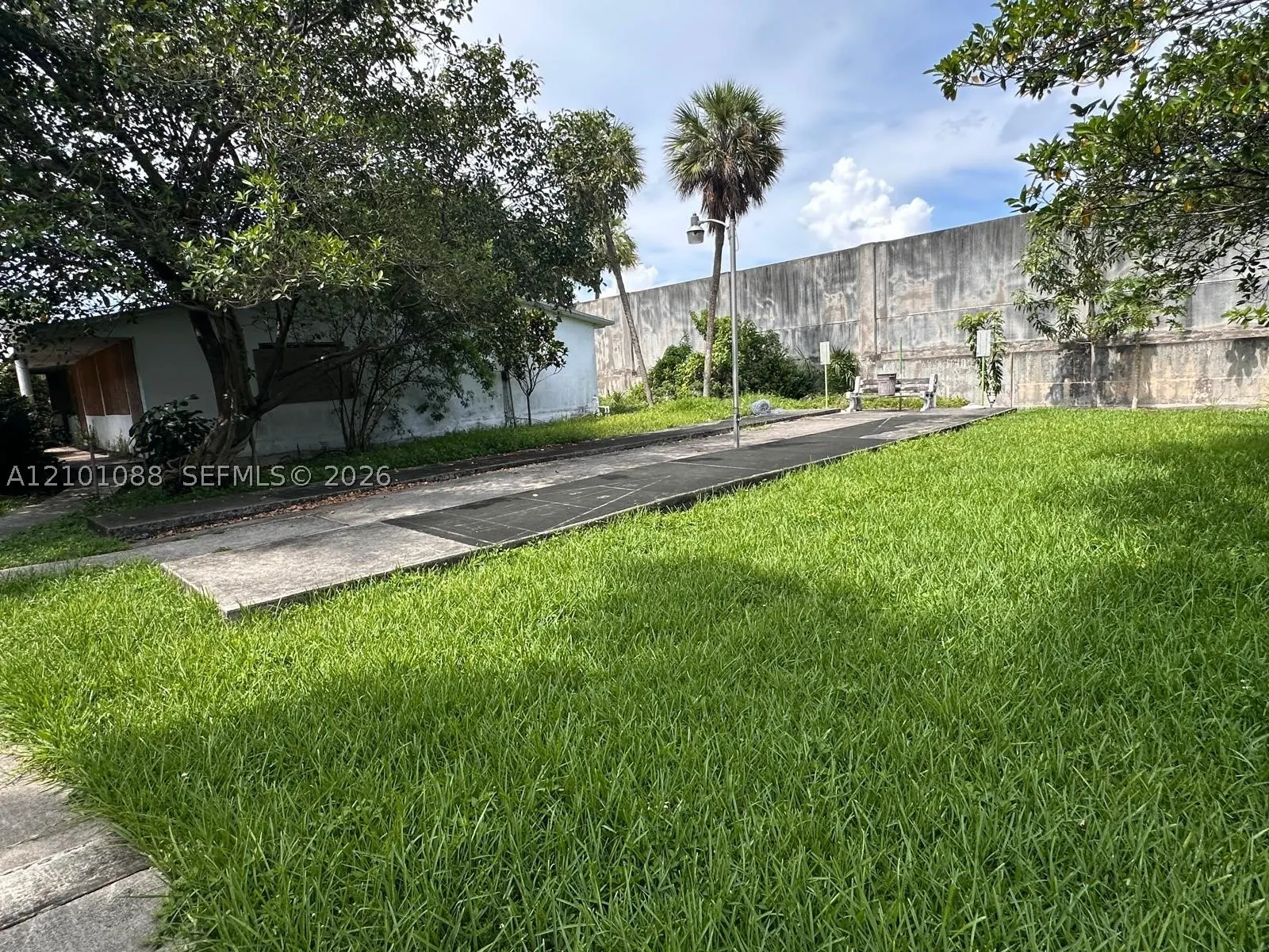 230 SW 11th Ave #14