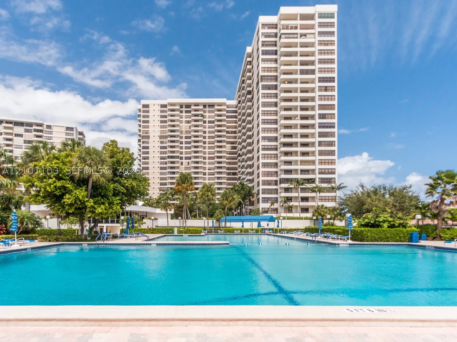 2500 PARKVIEW DR #507