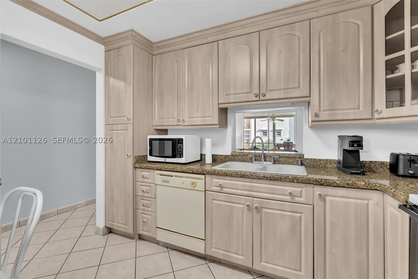 315 SE 11th Ter #203