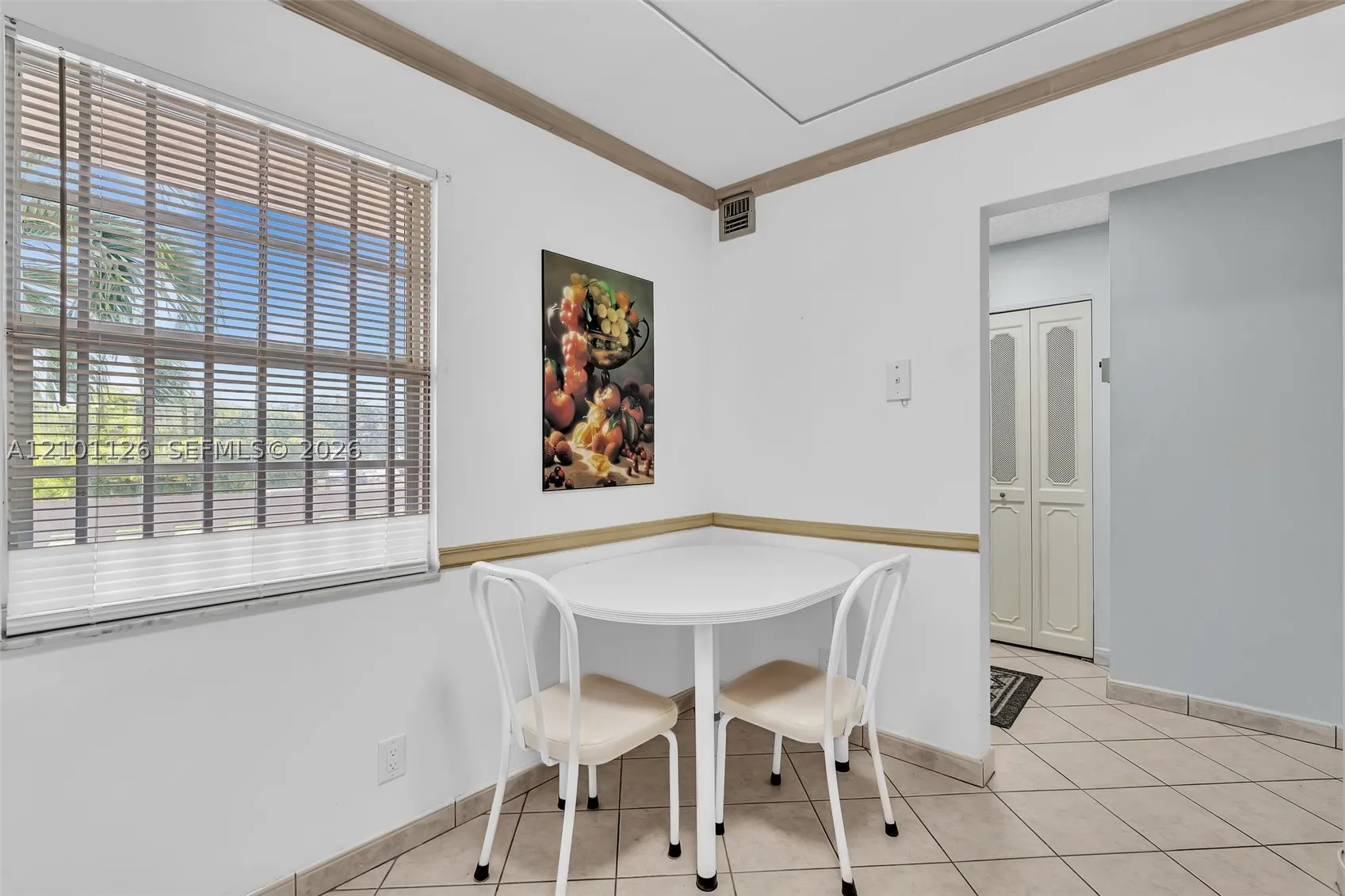 315 SE 11th Ter #203