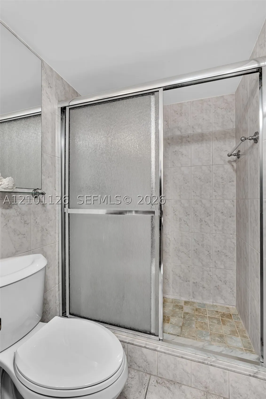 315 SE 11th Ter #203