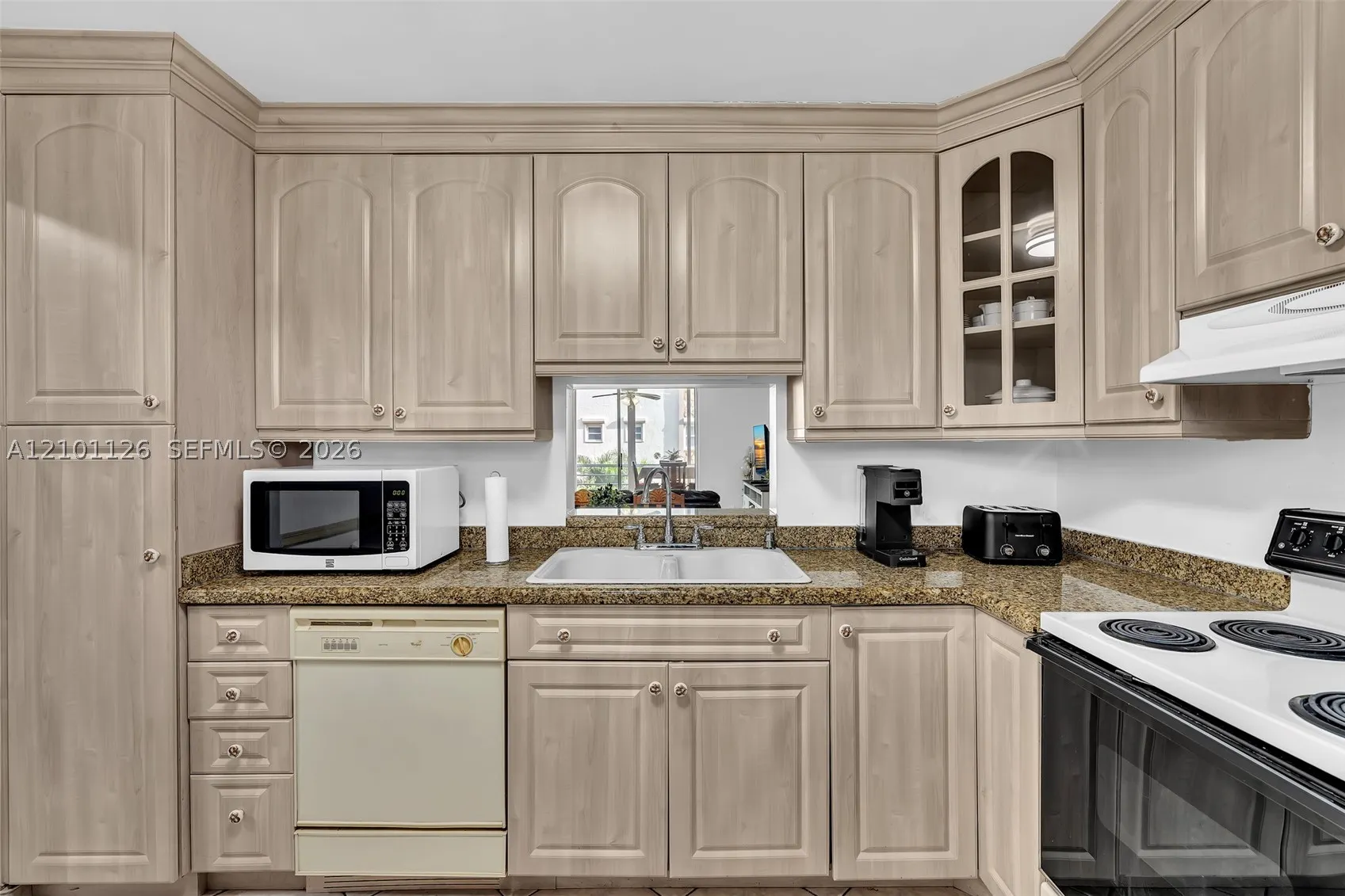315 SE 11th Ter #203