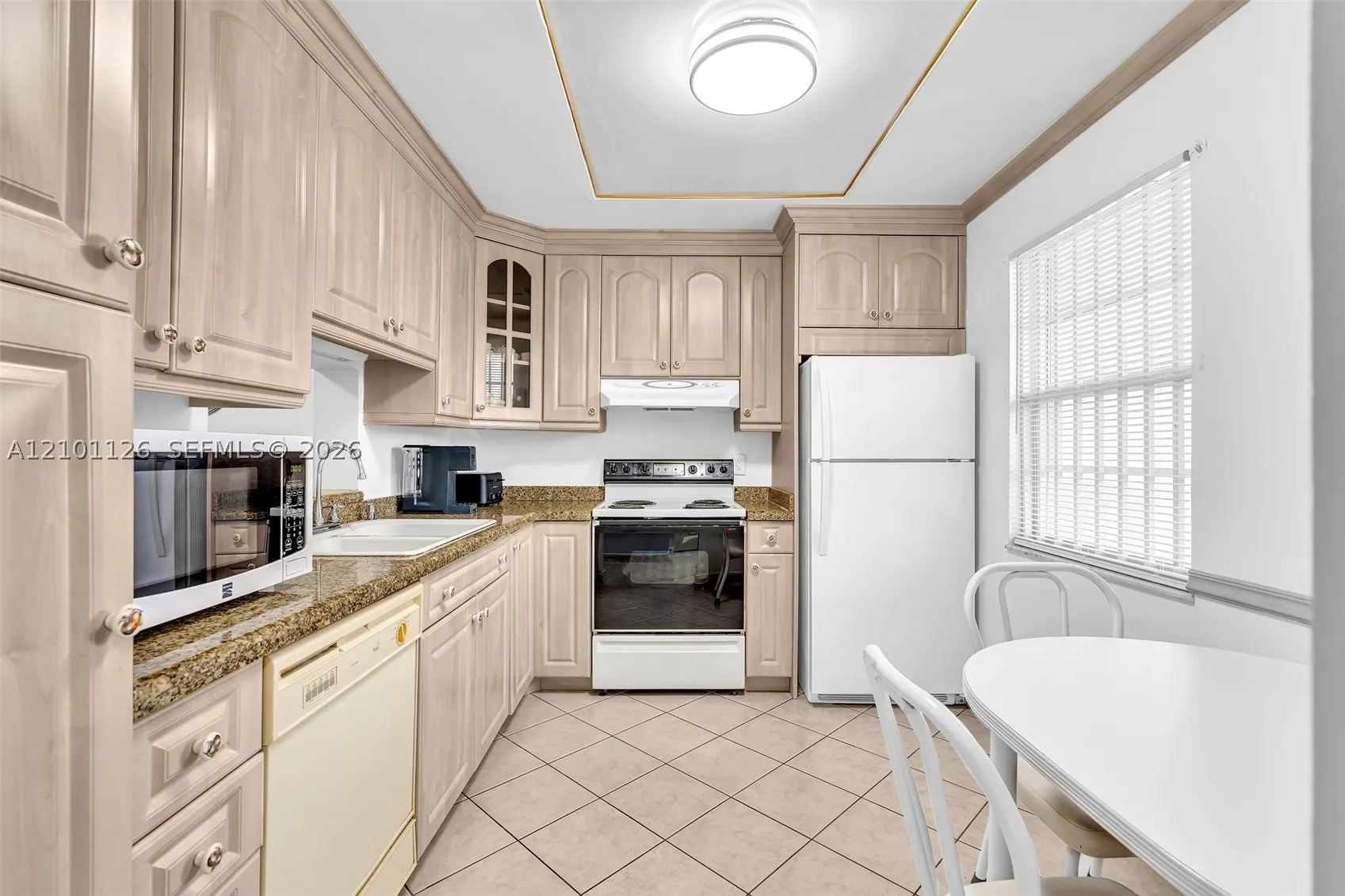 315 SE 11th Ter #203