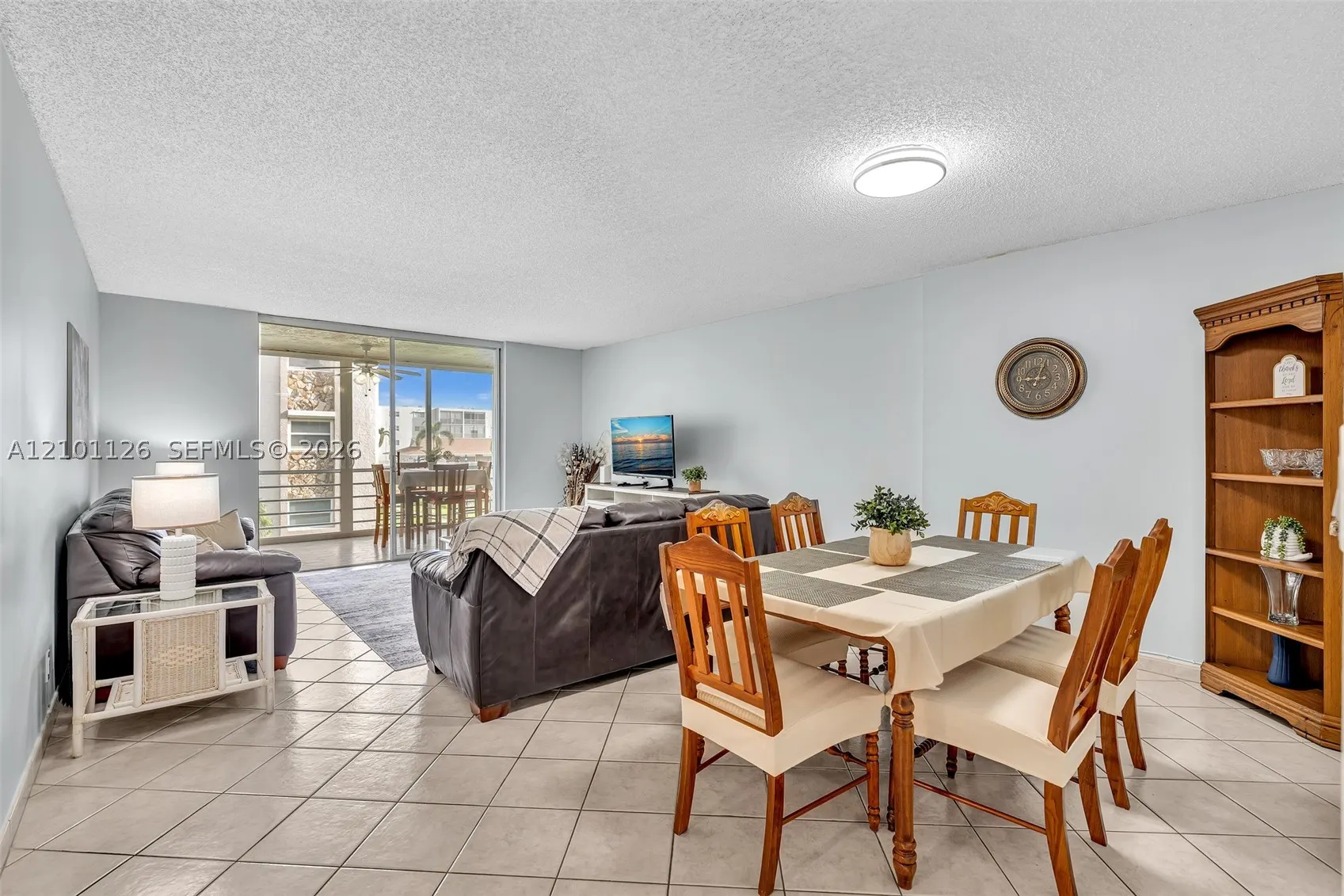 315 SE 11th Ter #203