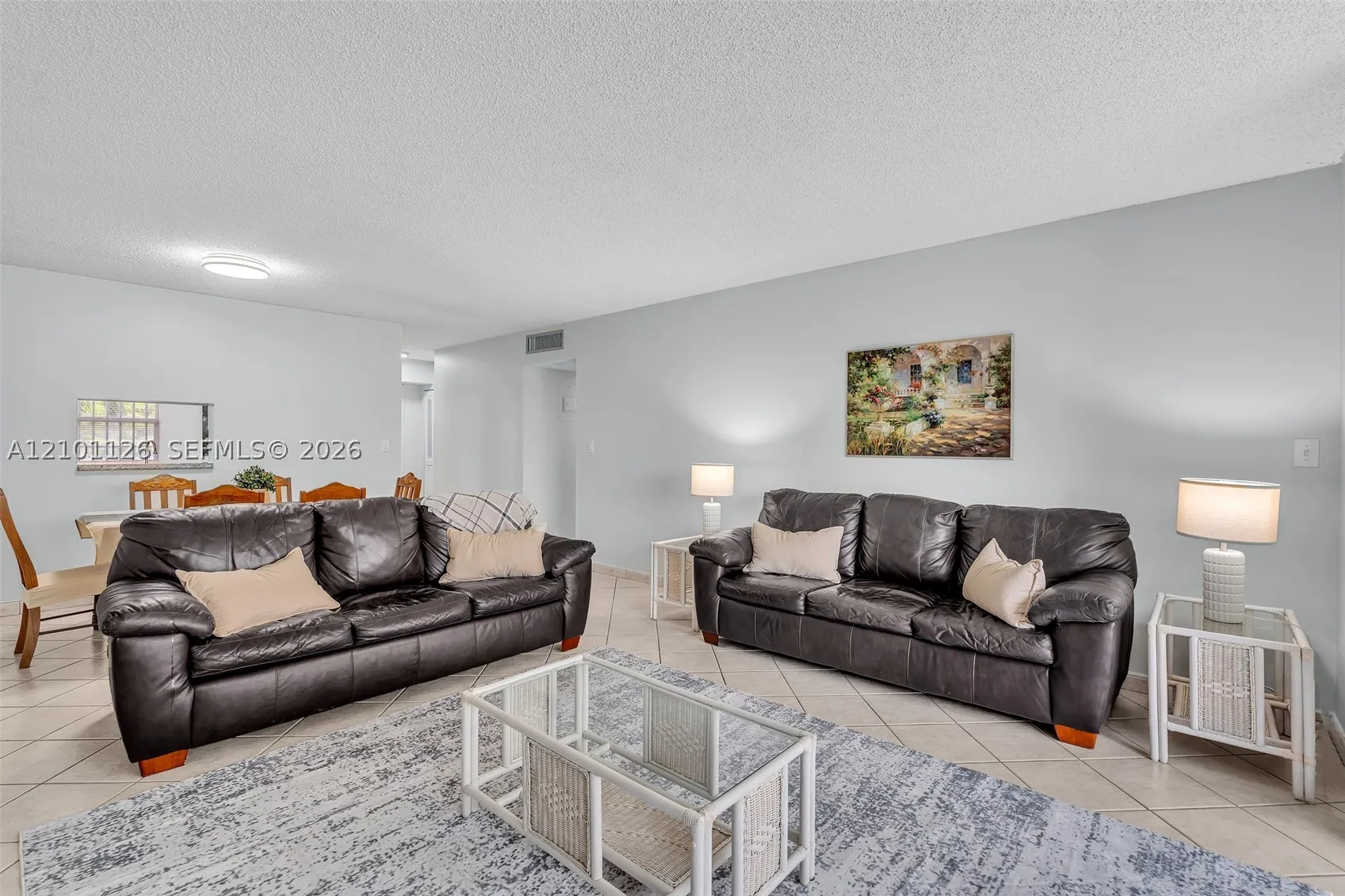 315 SE 11th Ter #203