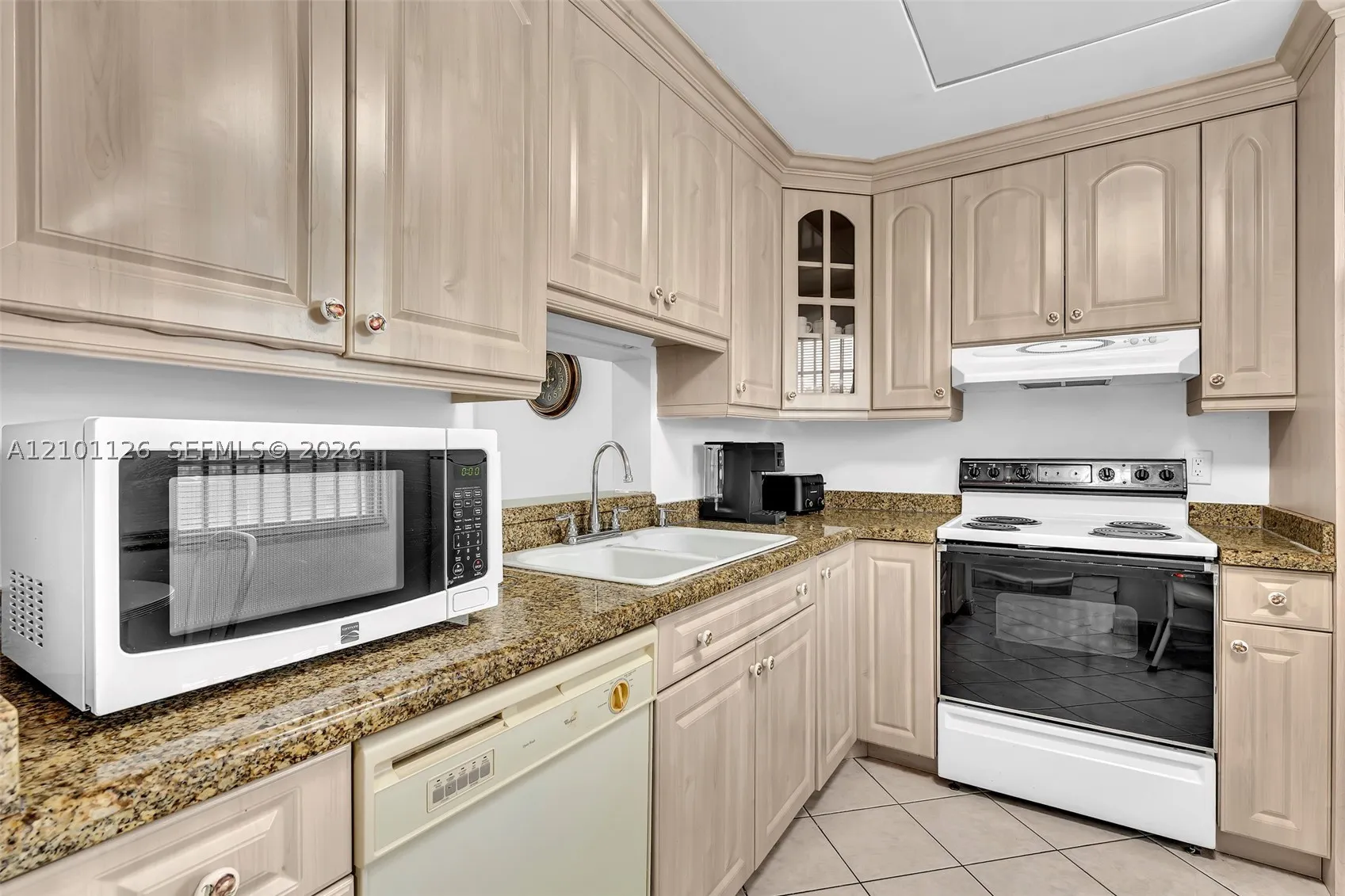 315 SE 11th Ter #203