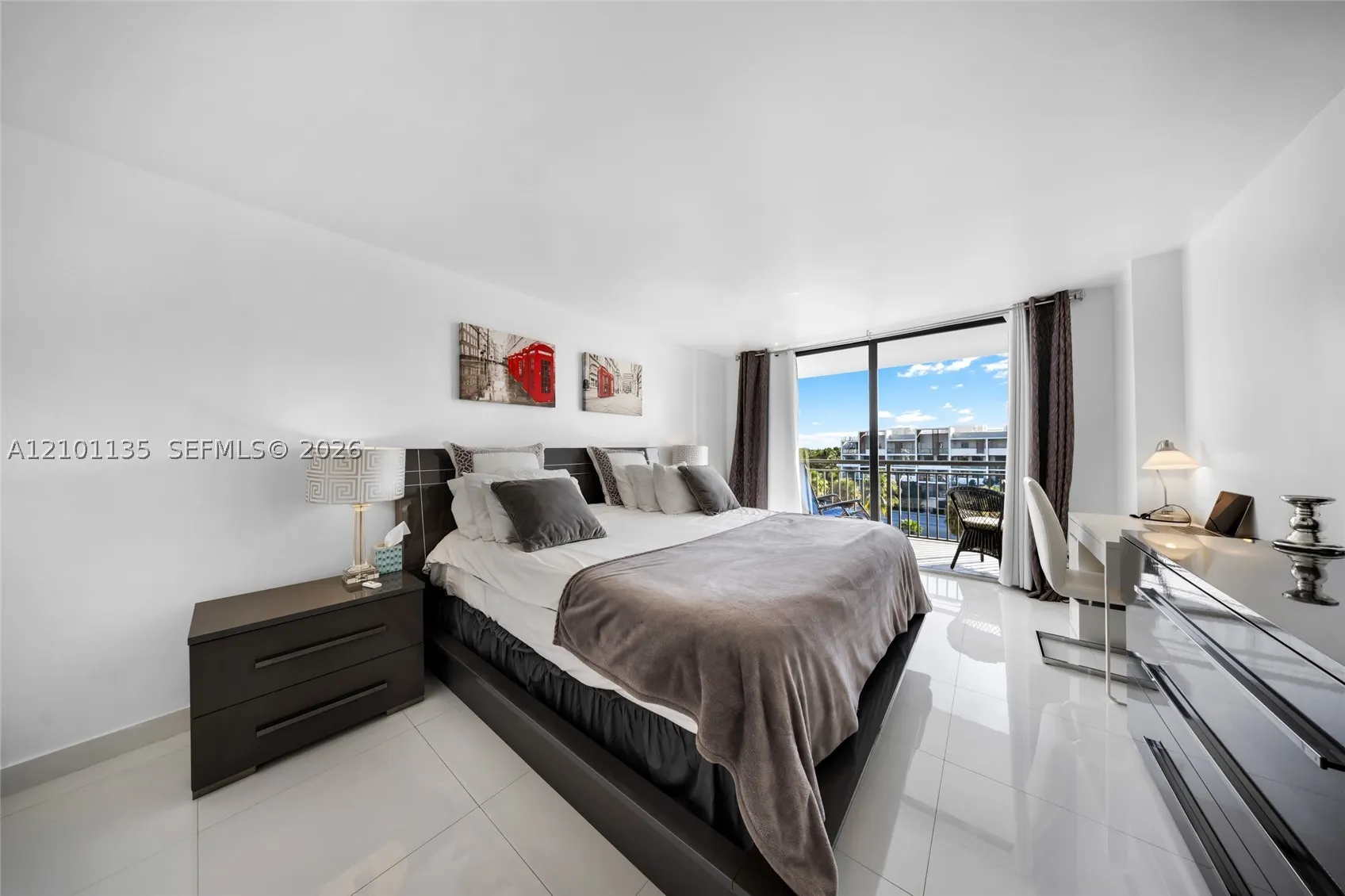 3031 N Ocean Blvd #604