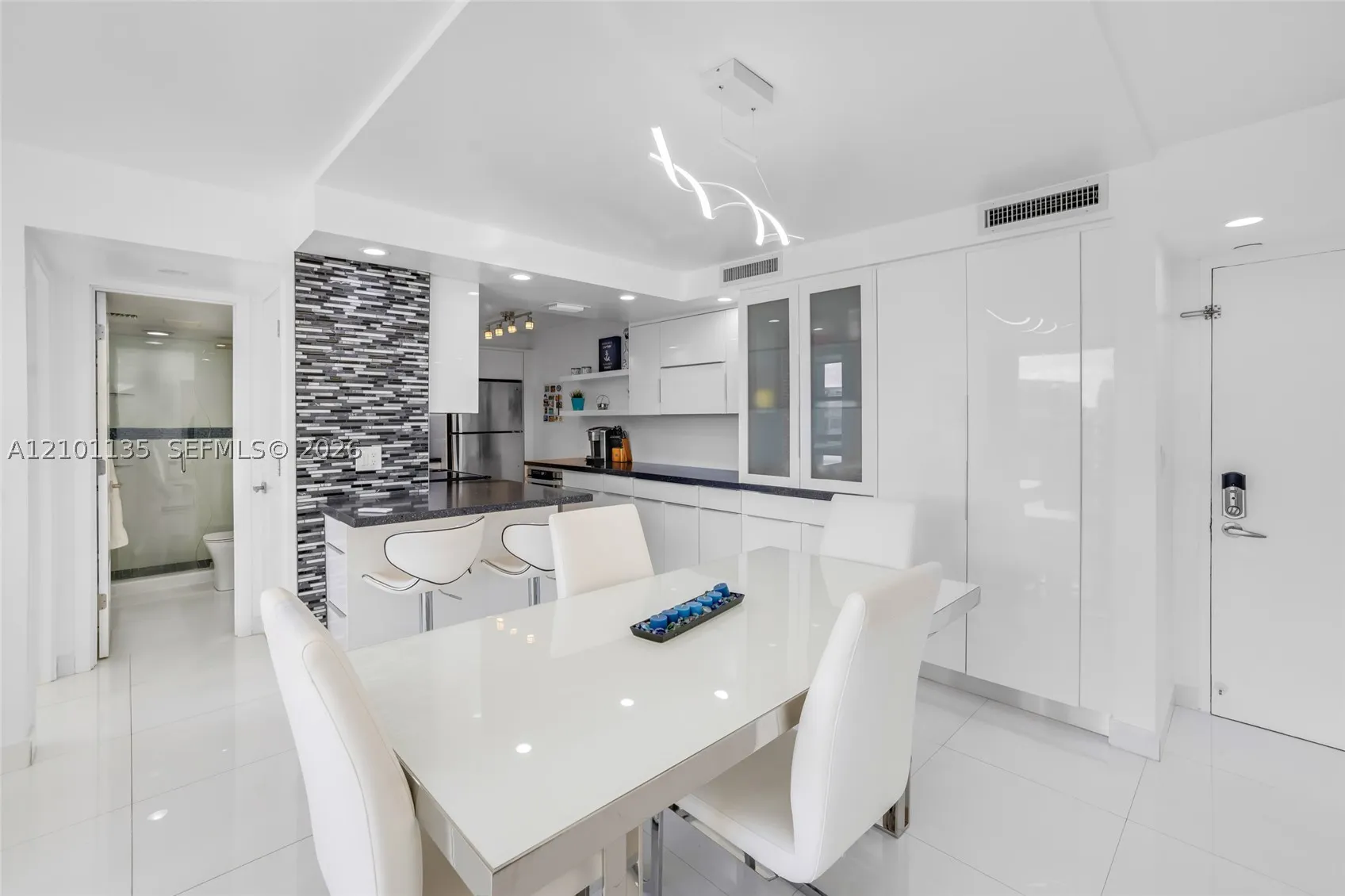 3031 N Ocean Blvd #604