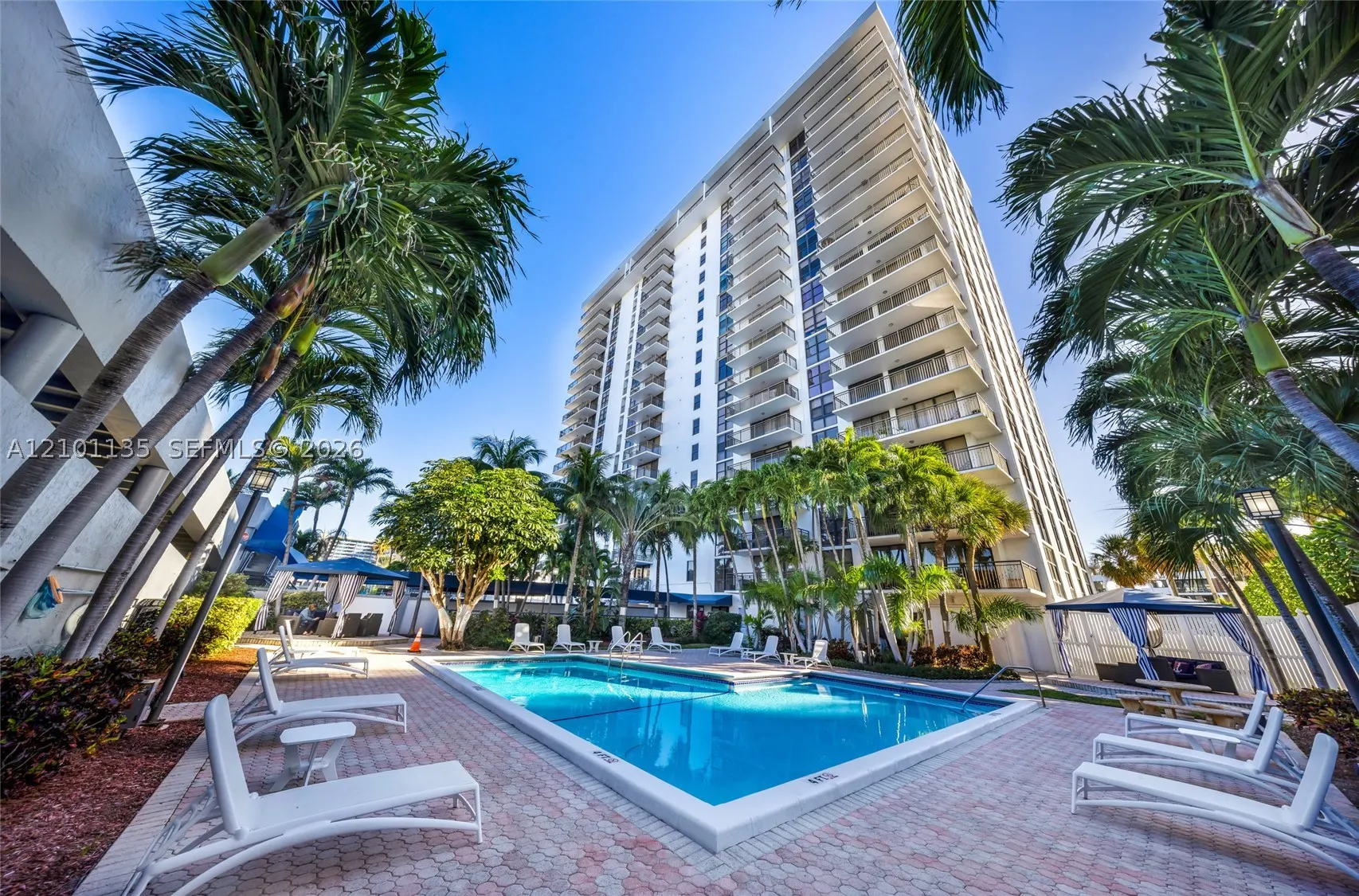 3031 N Ocean Blvd #604