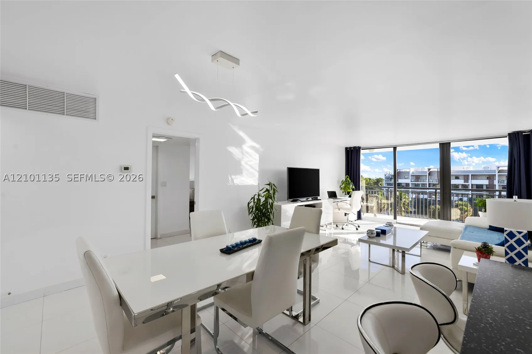 3031 N Ocean Blvd #604