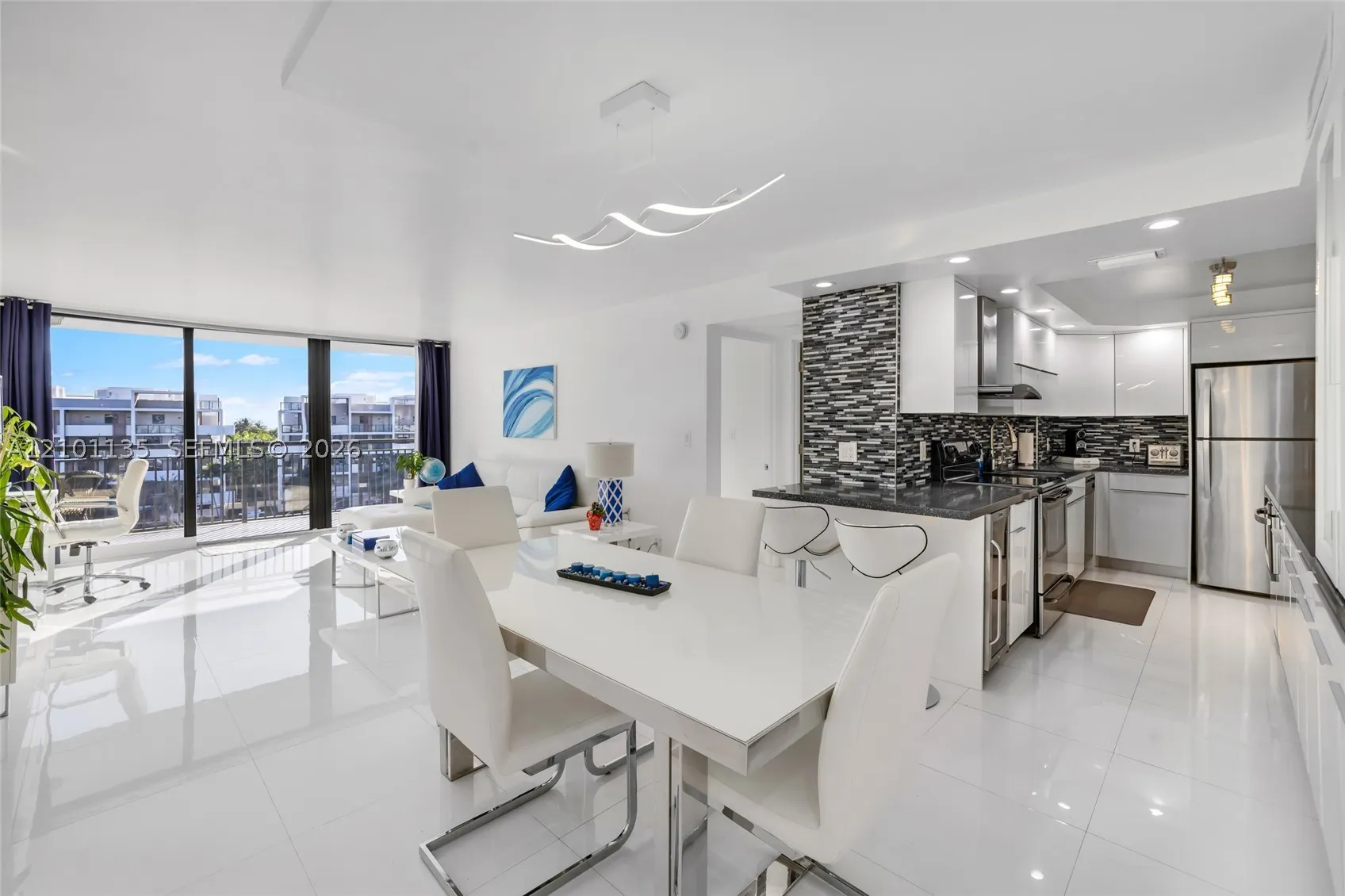 3031 N Ocean Blvd #604