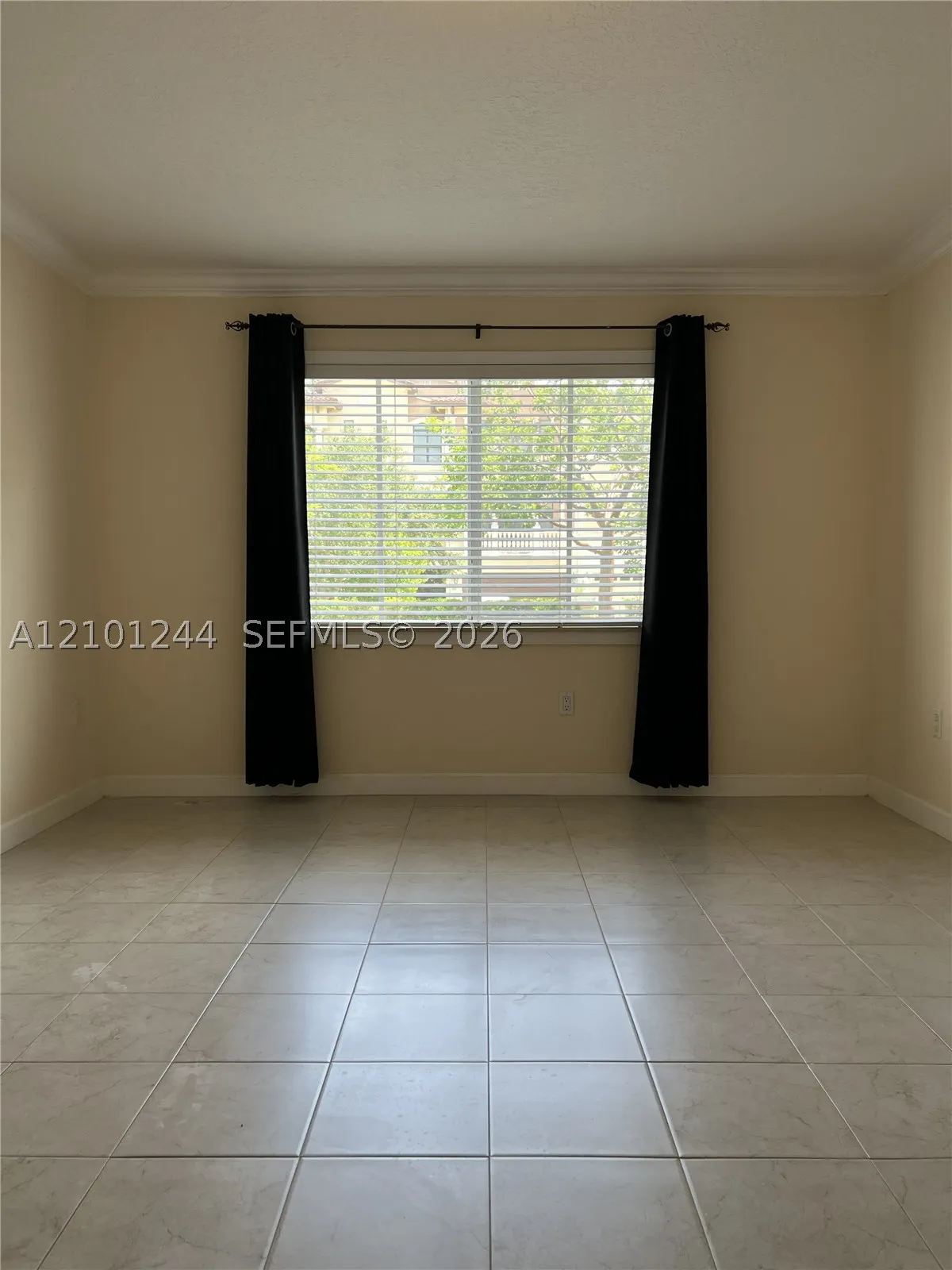150 NE 15th Ave #144