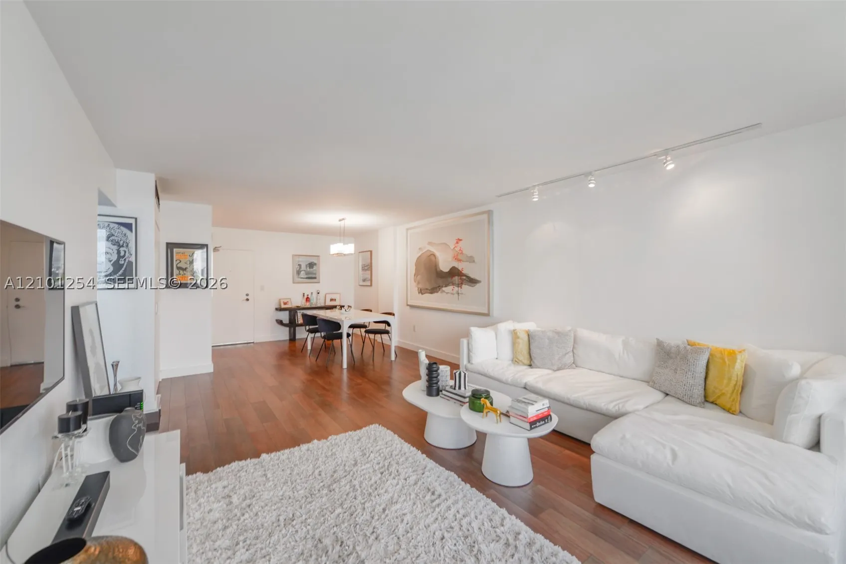 800 West Ave #629