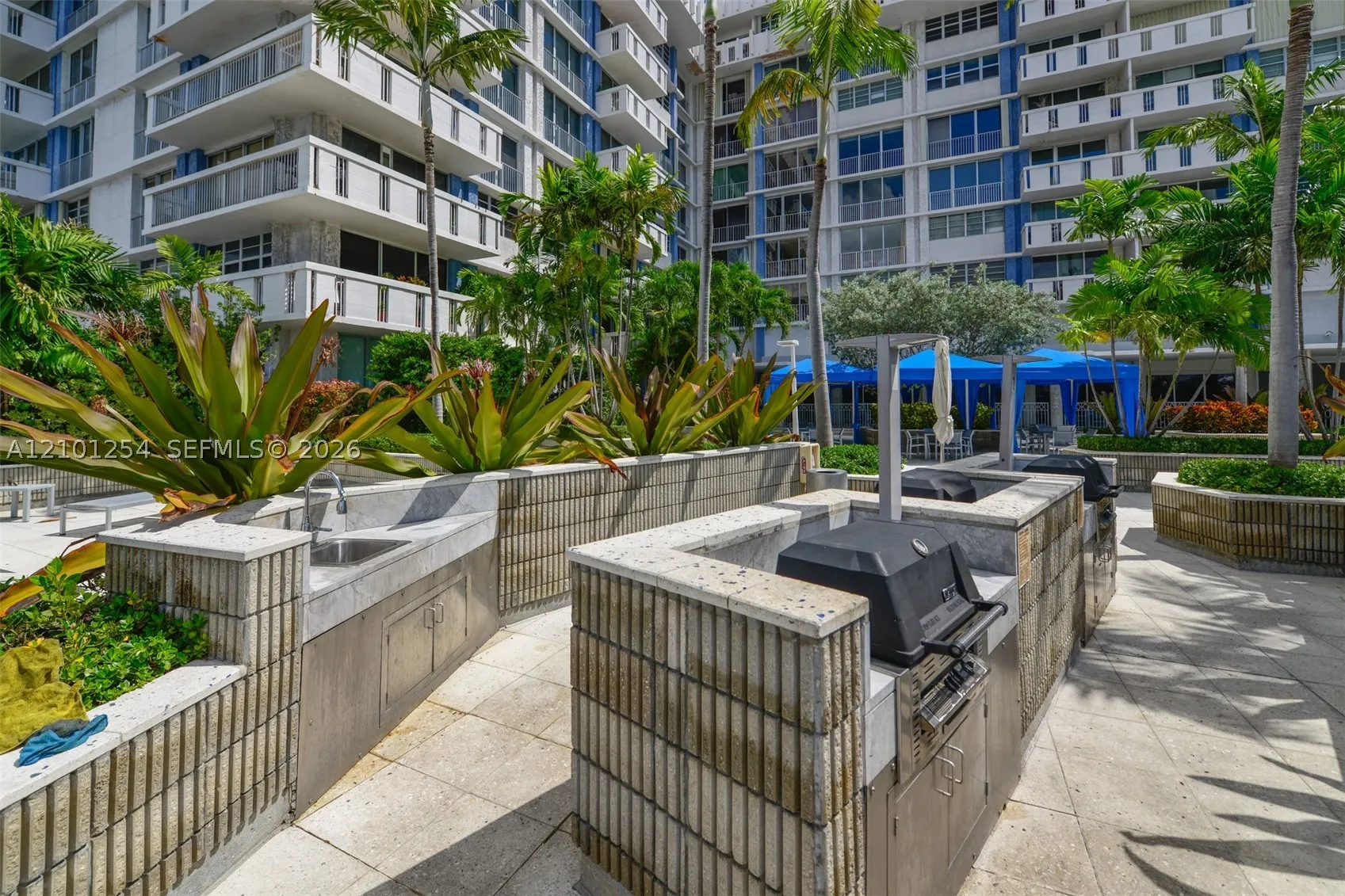 800 West Ave #629