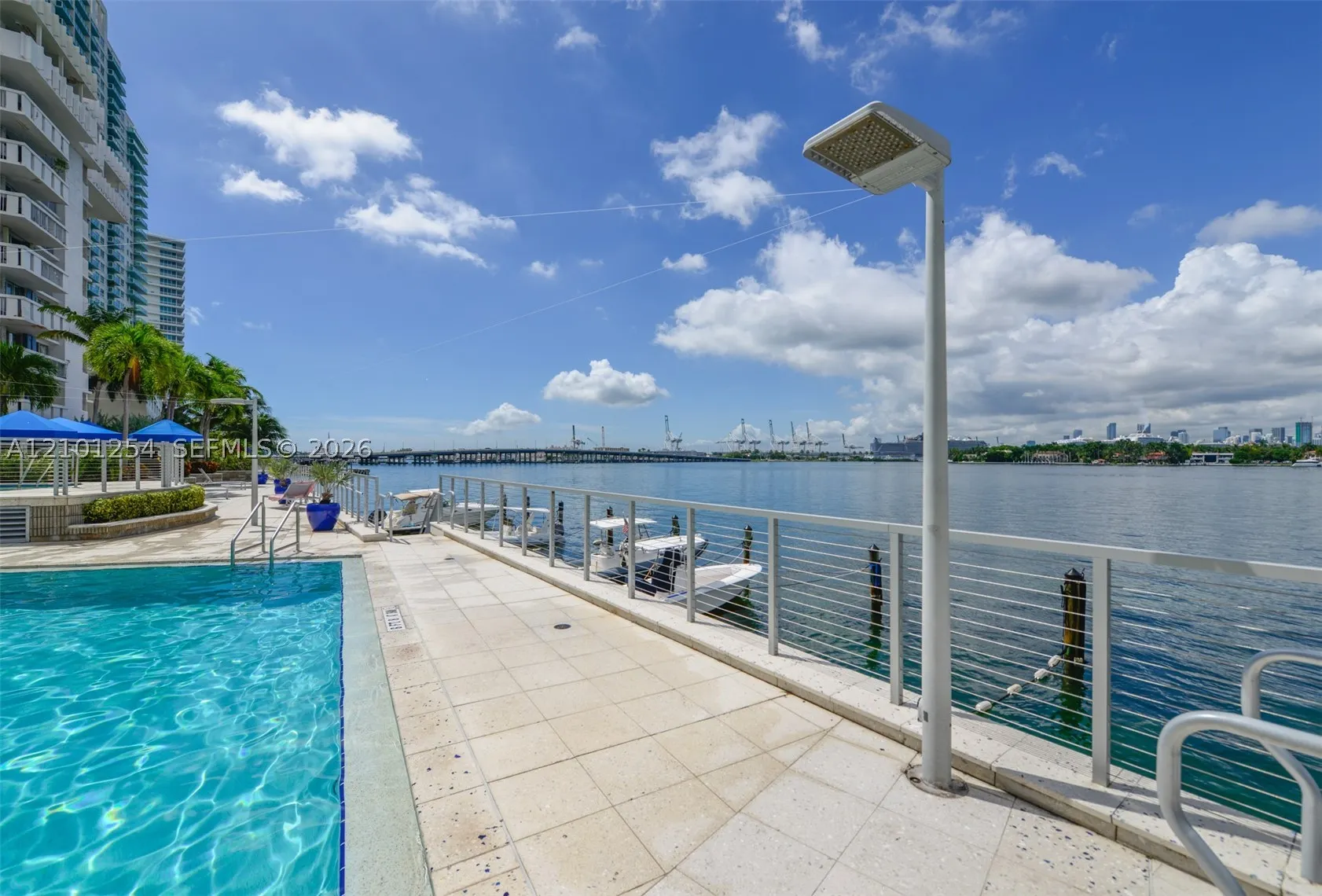 800 West Ave #629