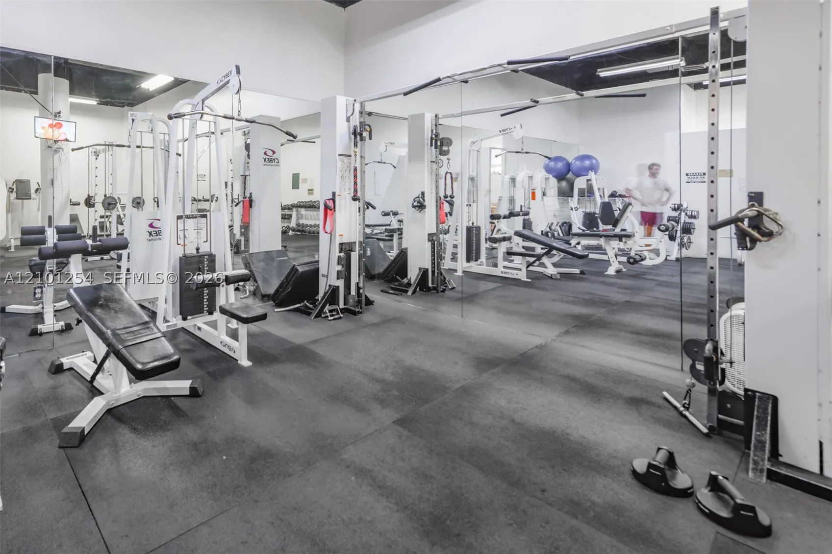 800 West Ave #629