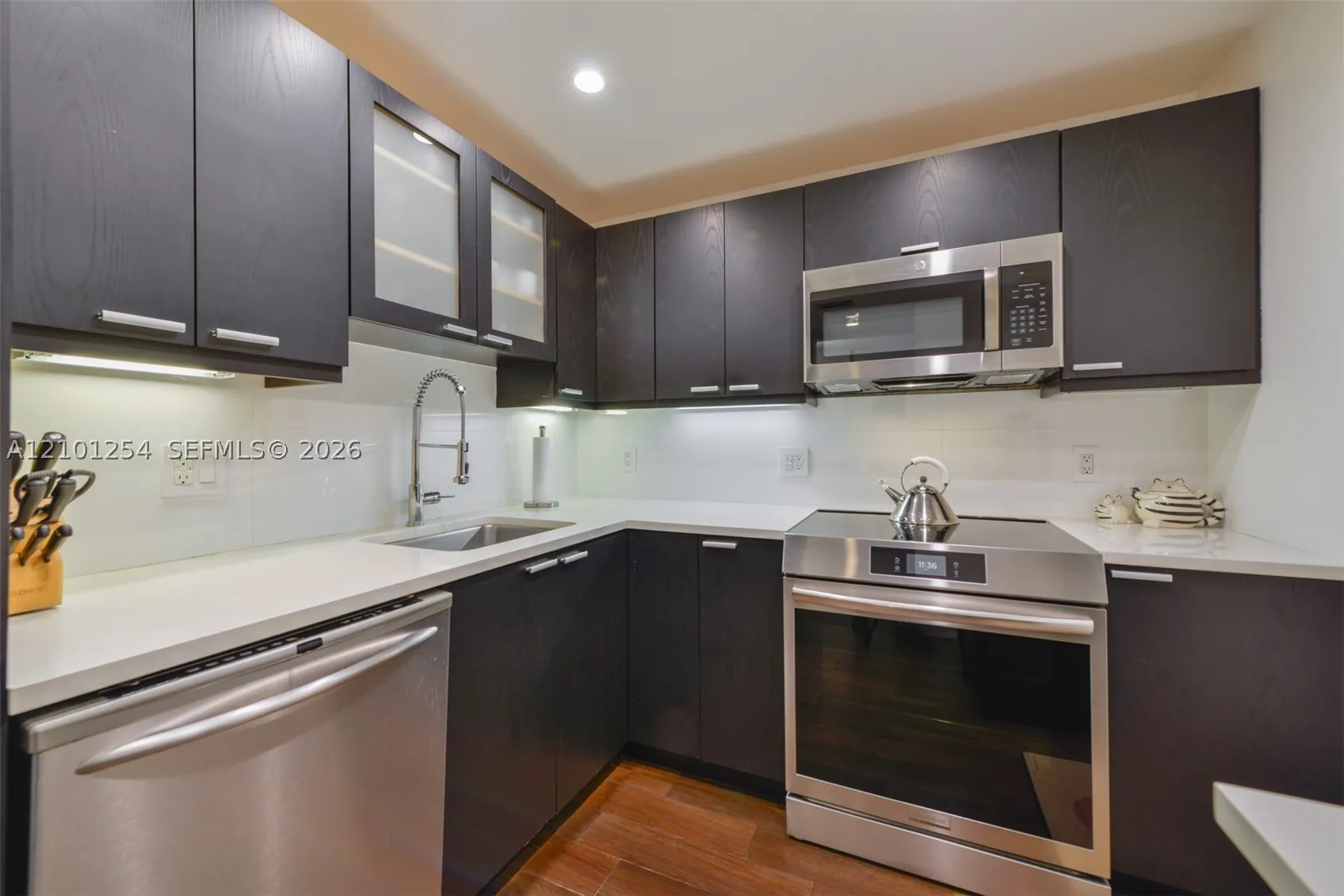 800 West Ave #629