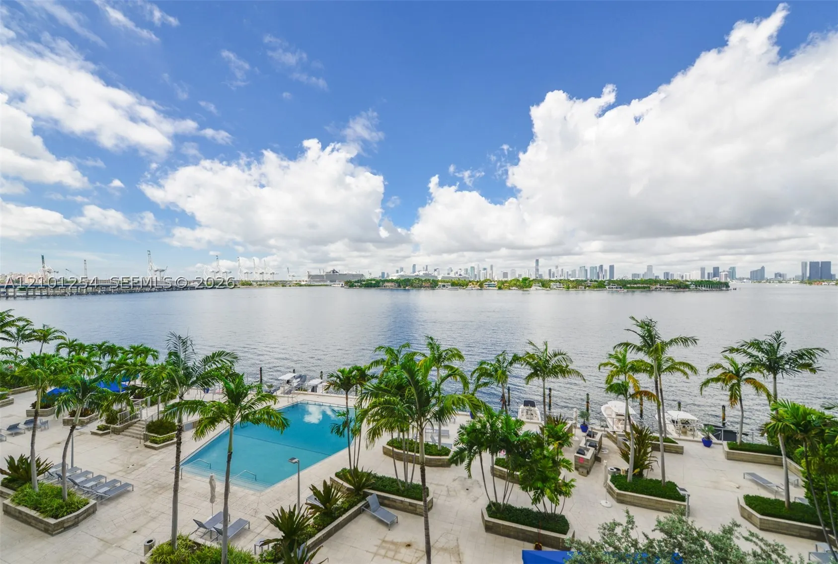 800 West Ave #629