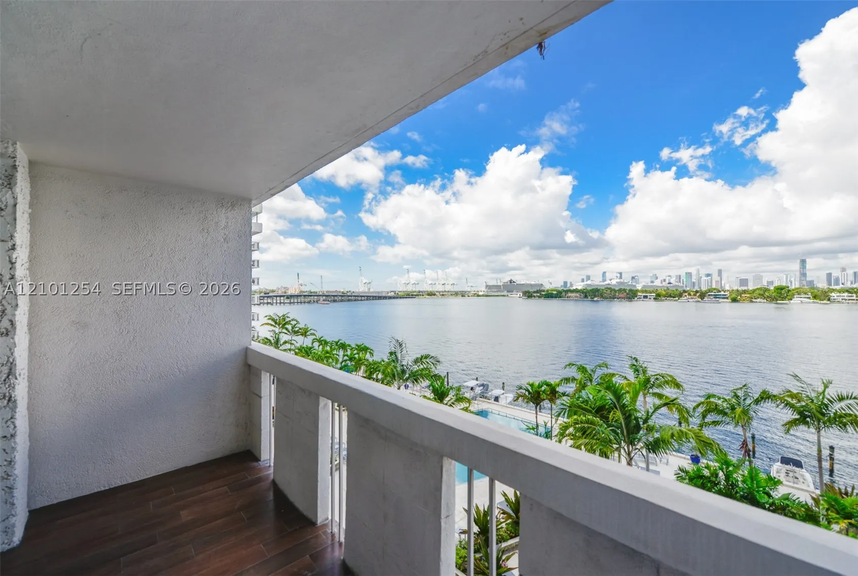 800 West Ave #629