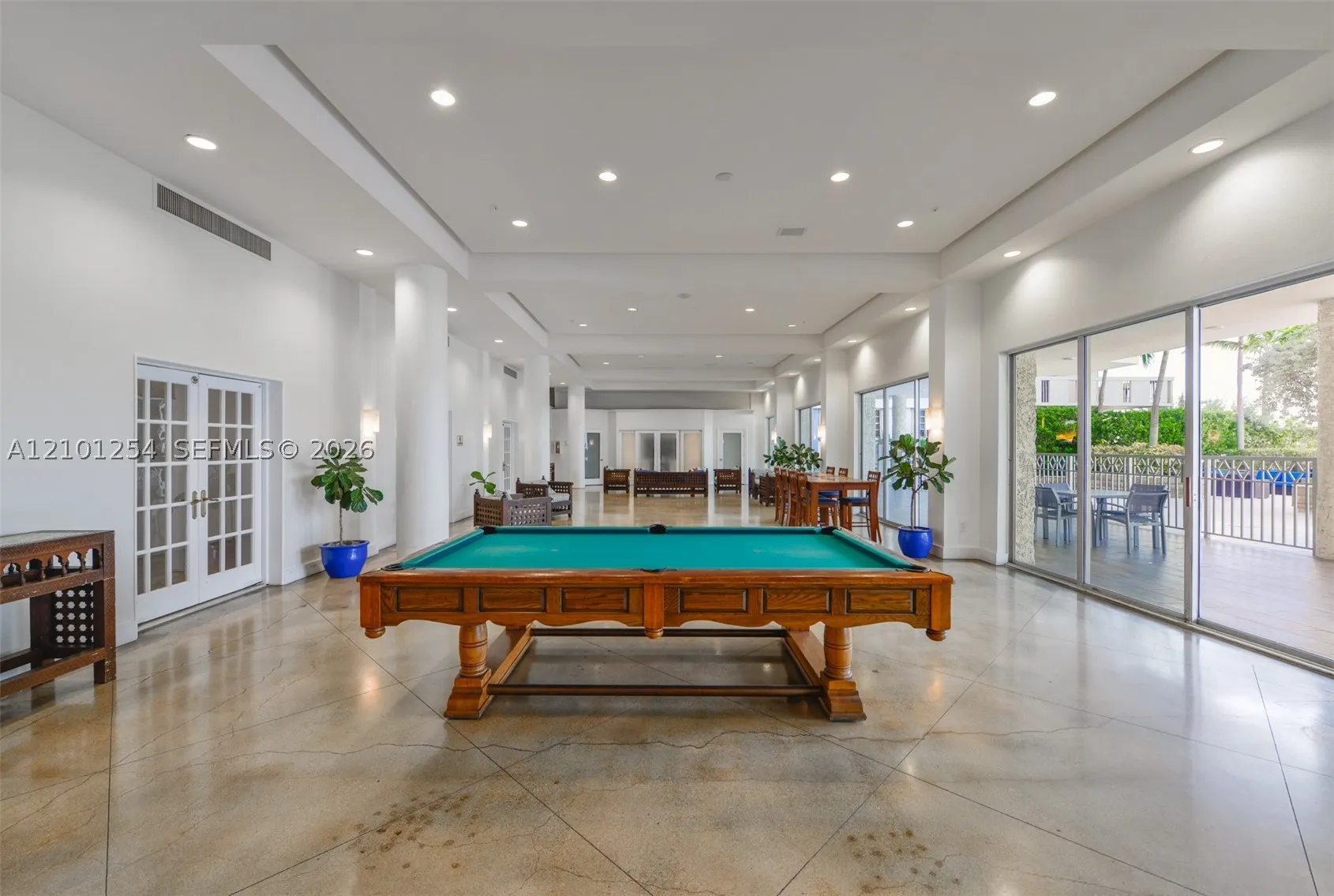 800 West Ave #629
