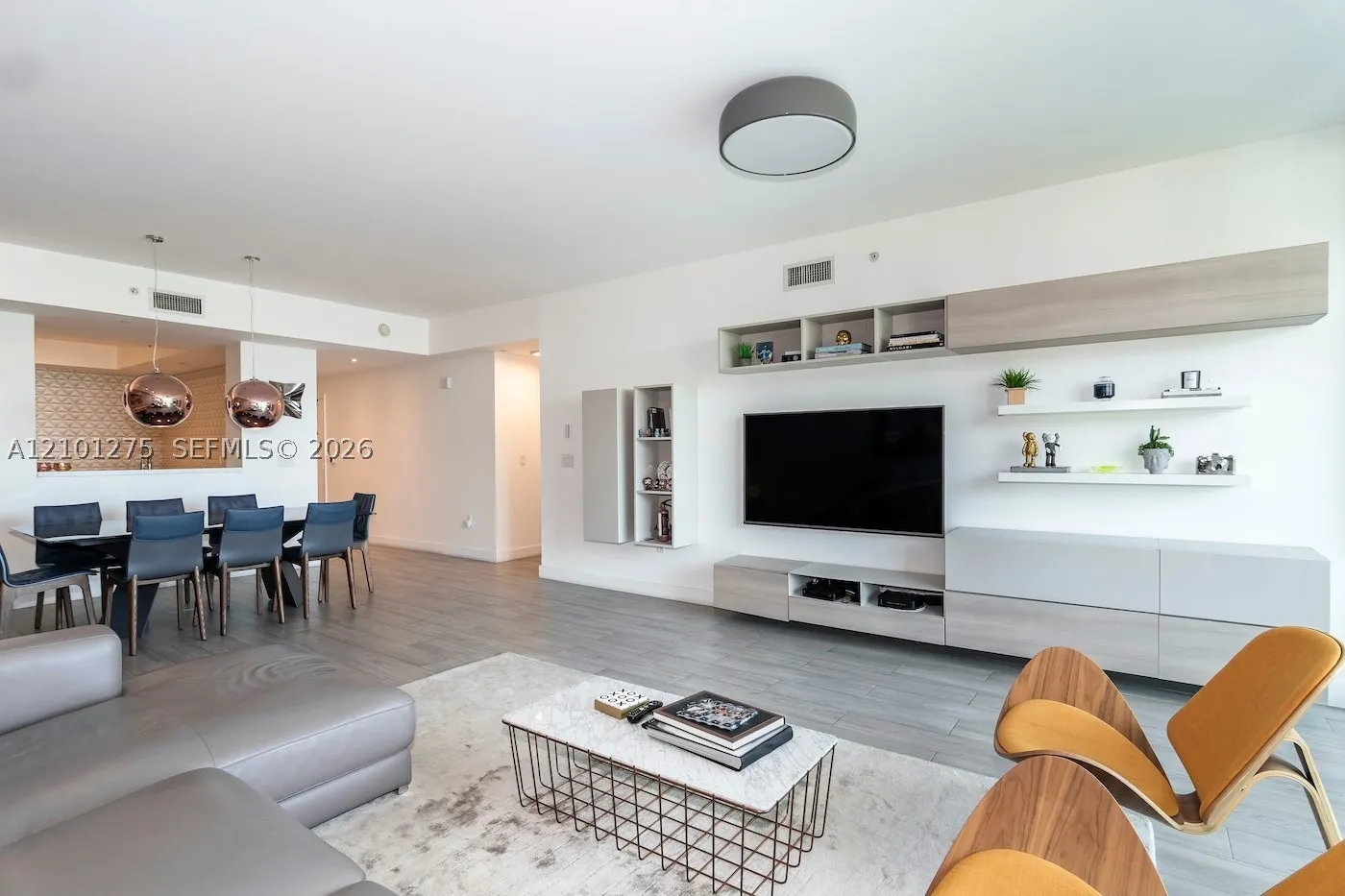 3330 NE 190 ST #516