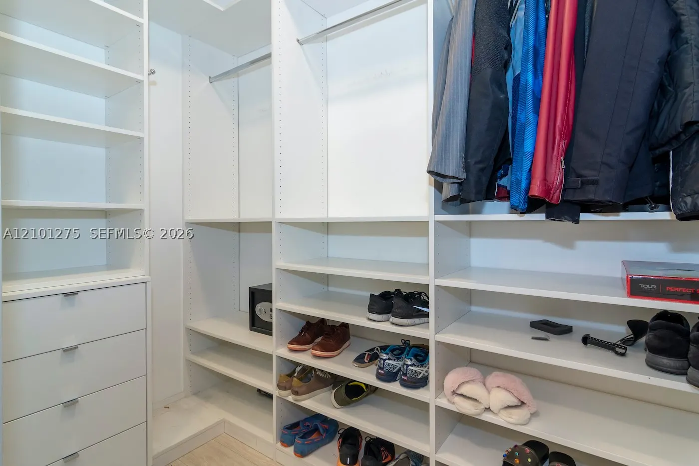 3330 NE 190 ST #516