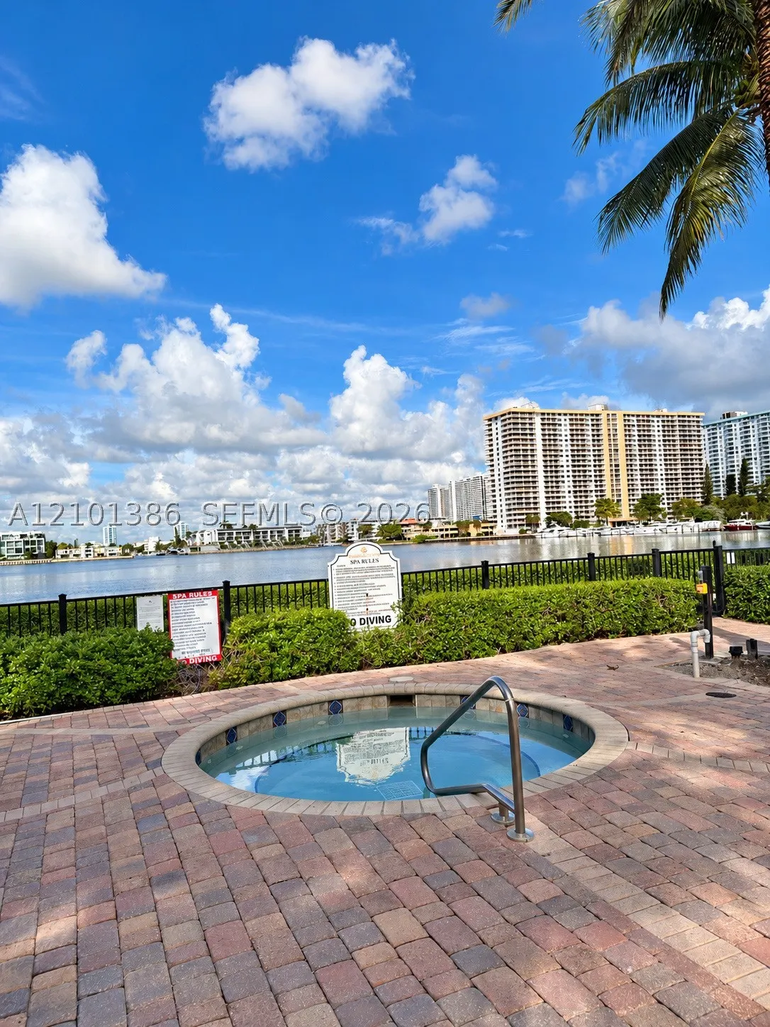 17145 N Bay Rd #4412