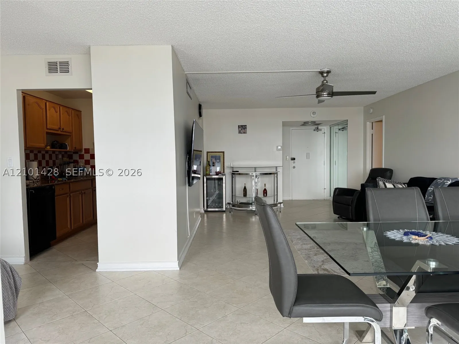 301 174th St #1105