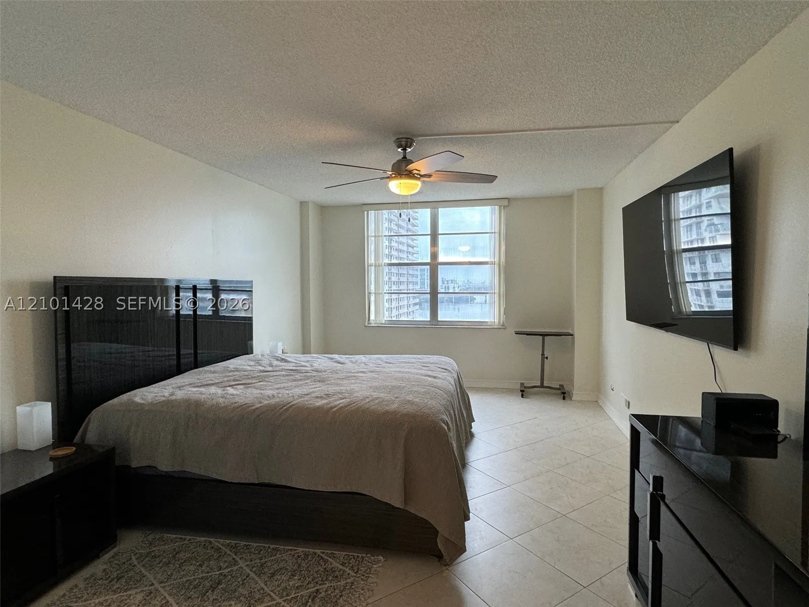 301 174th St #1105