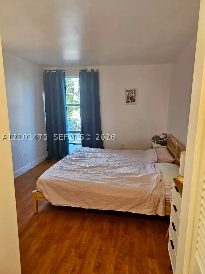 17560 Atlantic Blvd #207