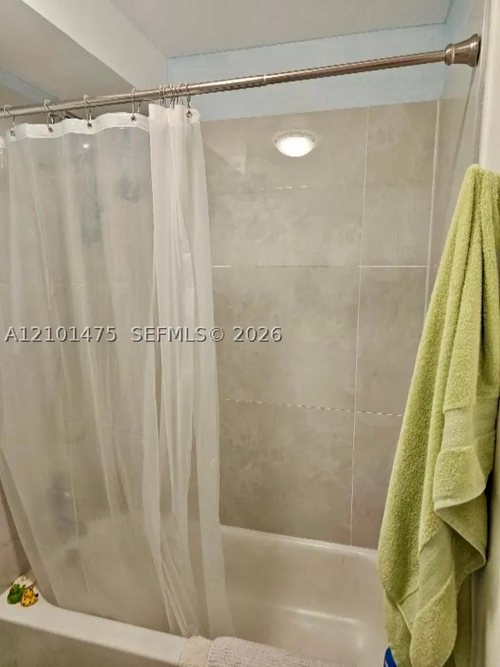 17560 Atlantic Blvd #207