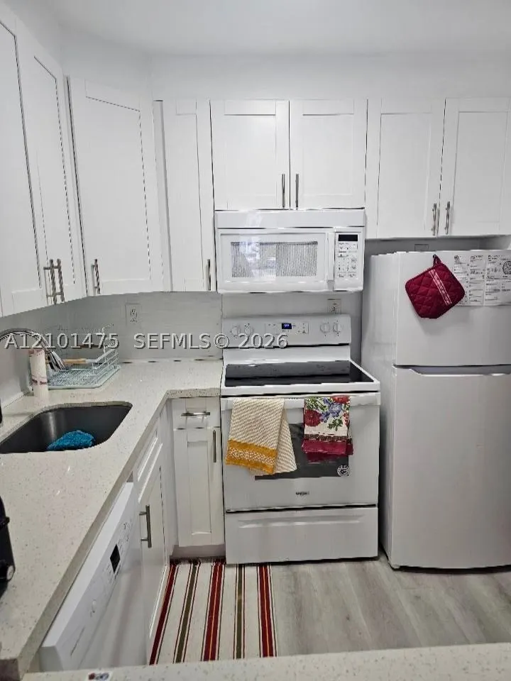 17560 Atlantic Blvd #207