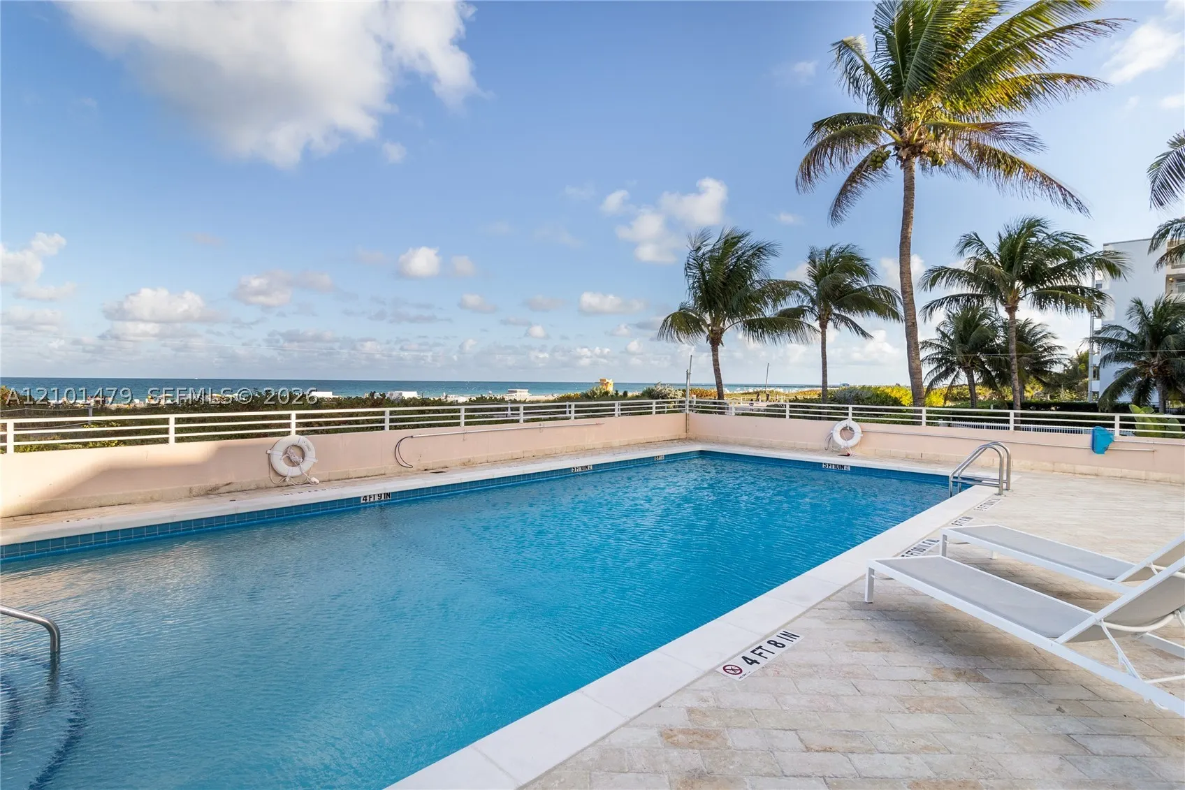 345 Ocean Dr #705
