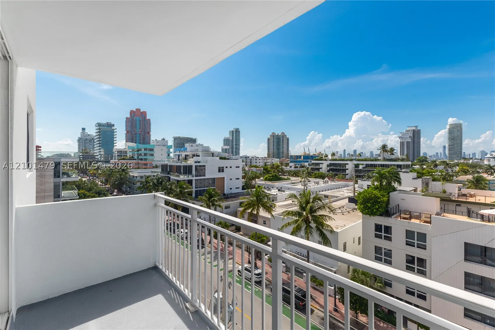 345 Ocean Dr #705
