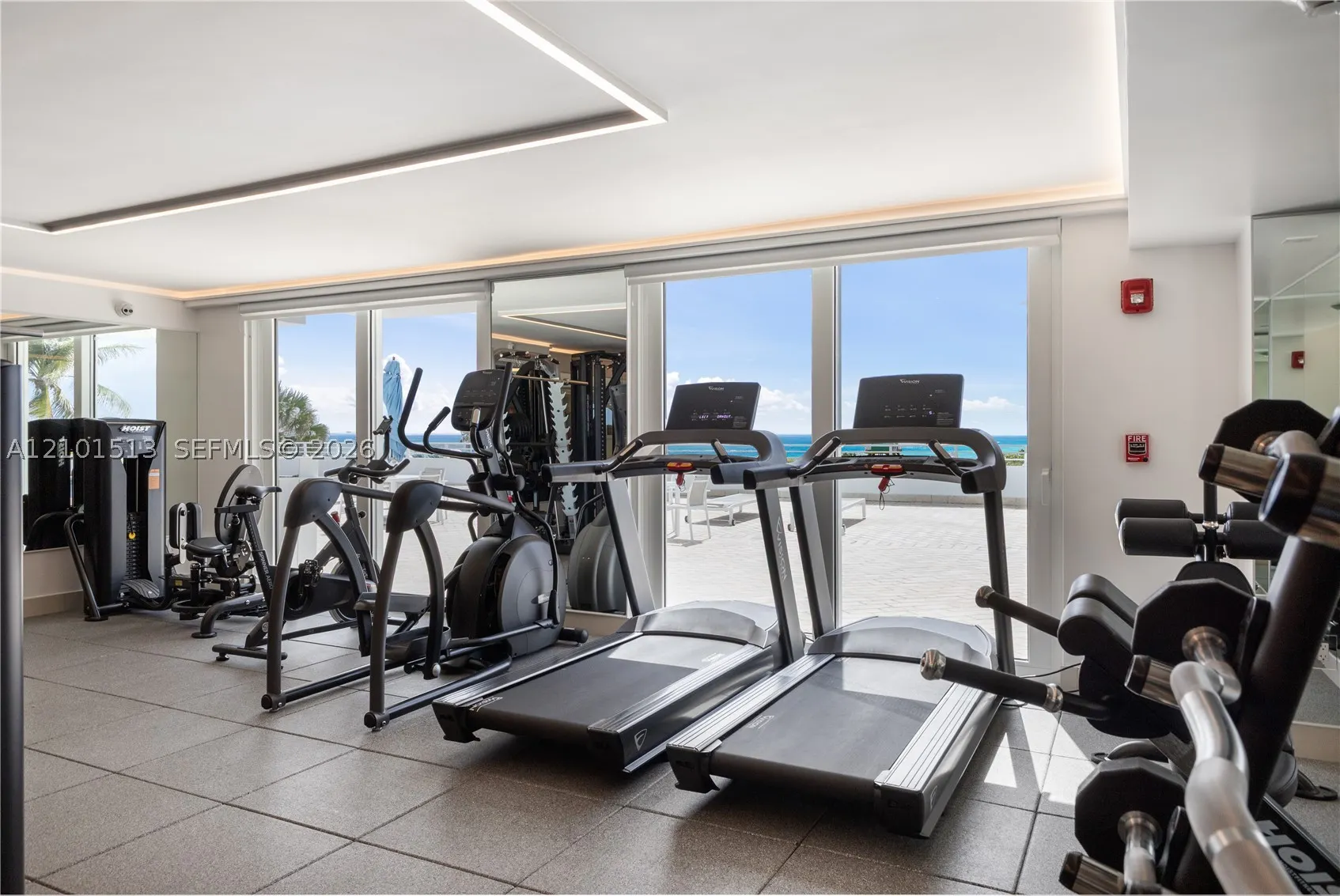 345 Ocean Dr #812