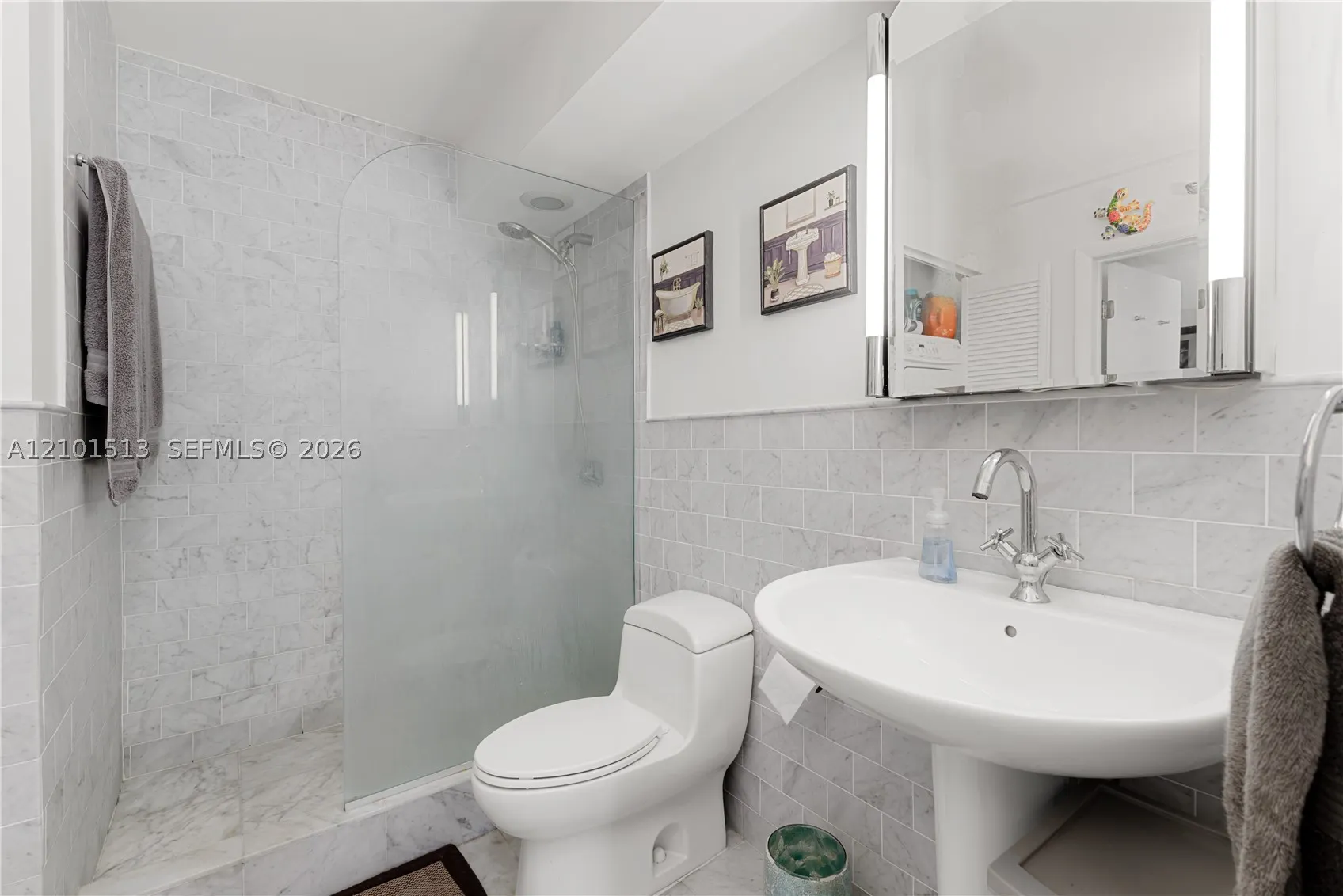 345 Ocean Dr #812