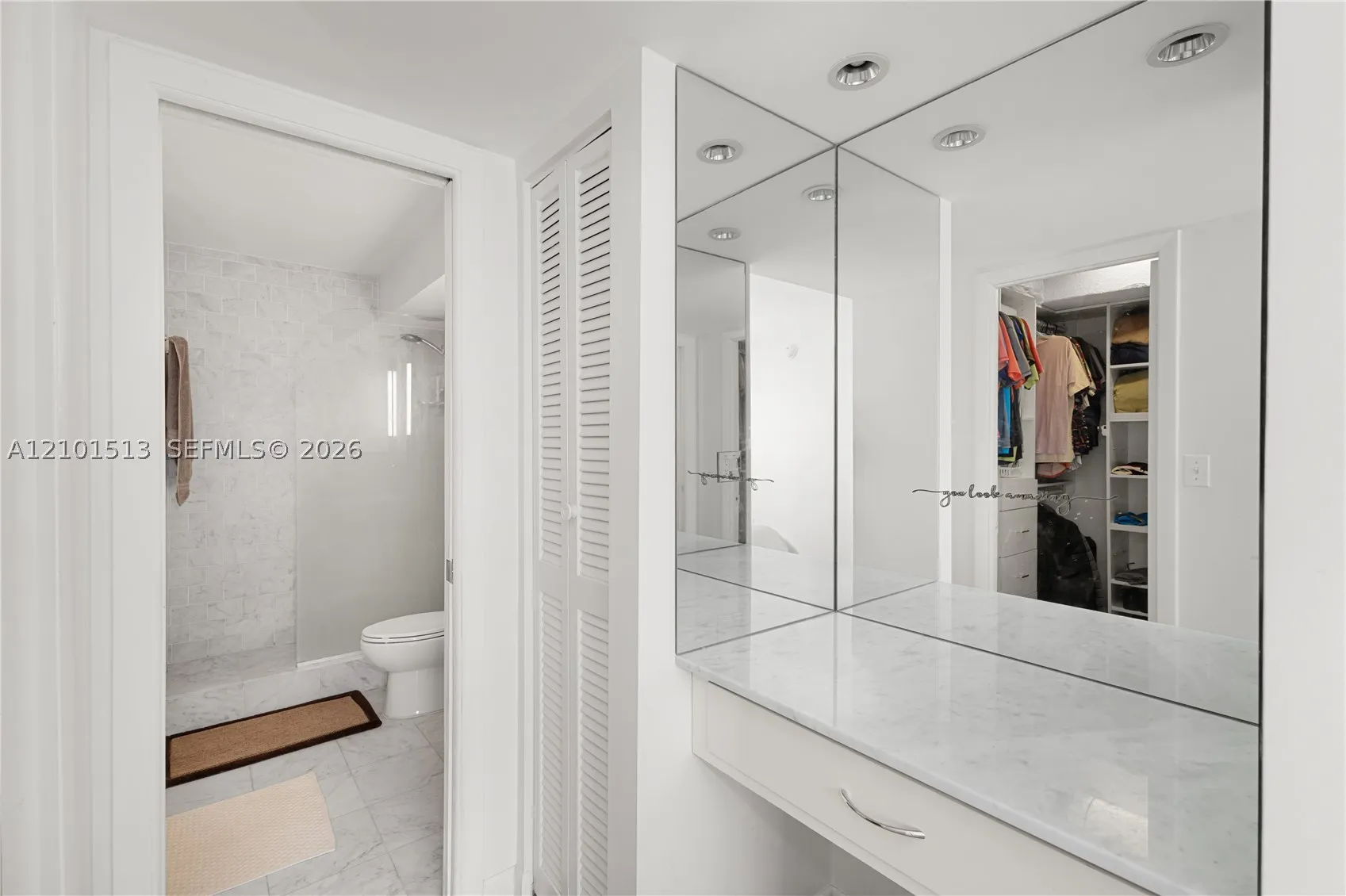 345 Ocean Dr #812