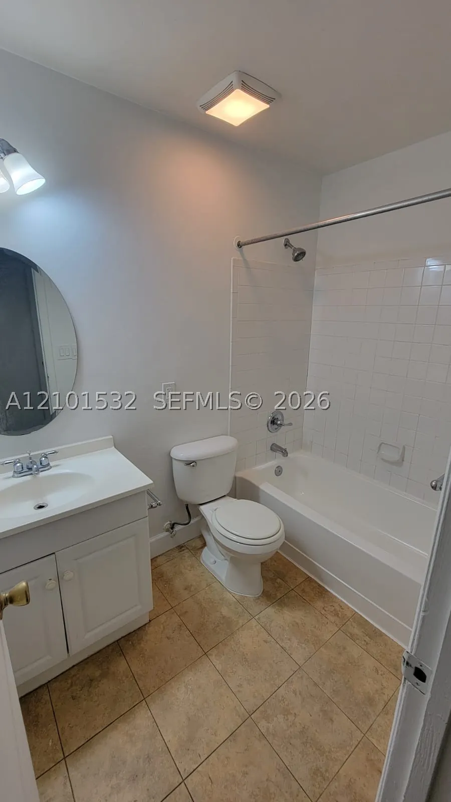 1285 SW 46th Ave #2704