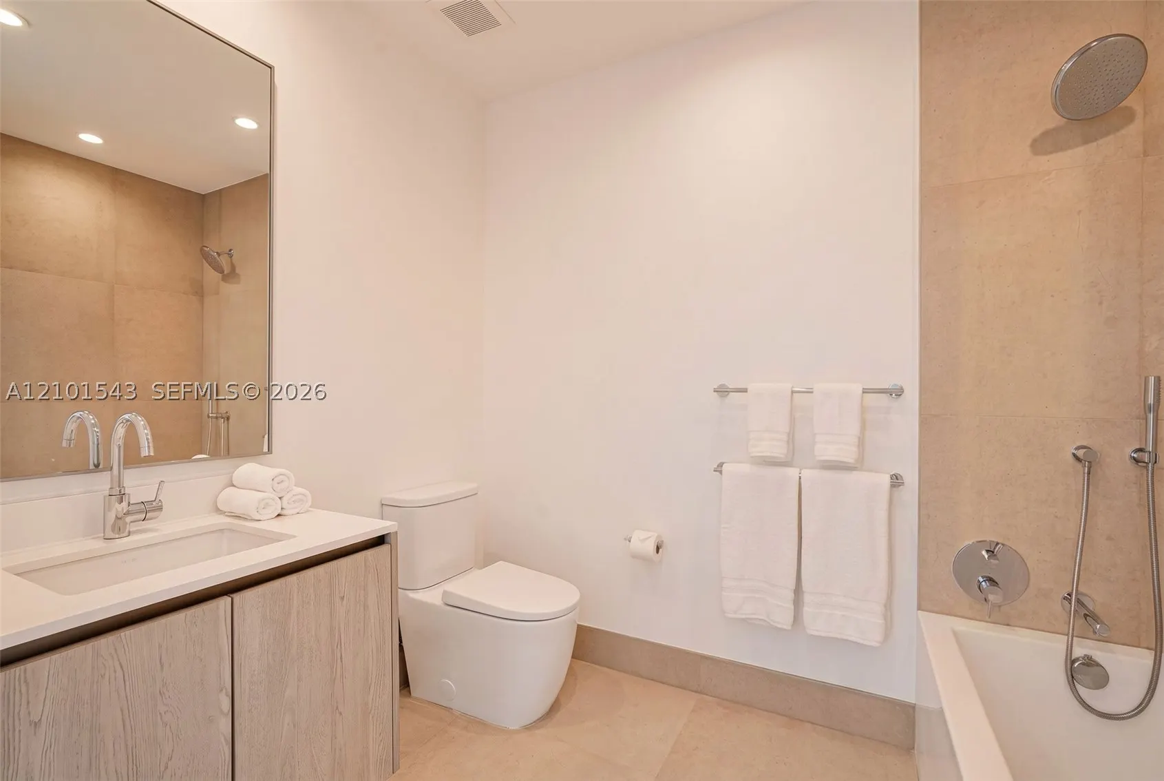 9221 E Bay Harbor #UPH10