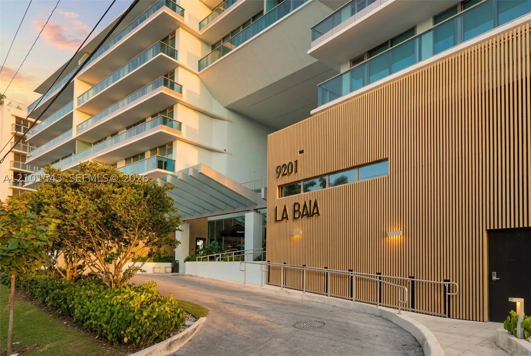 9221 E Bay Harbor #UPH10