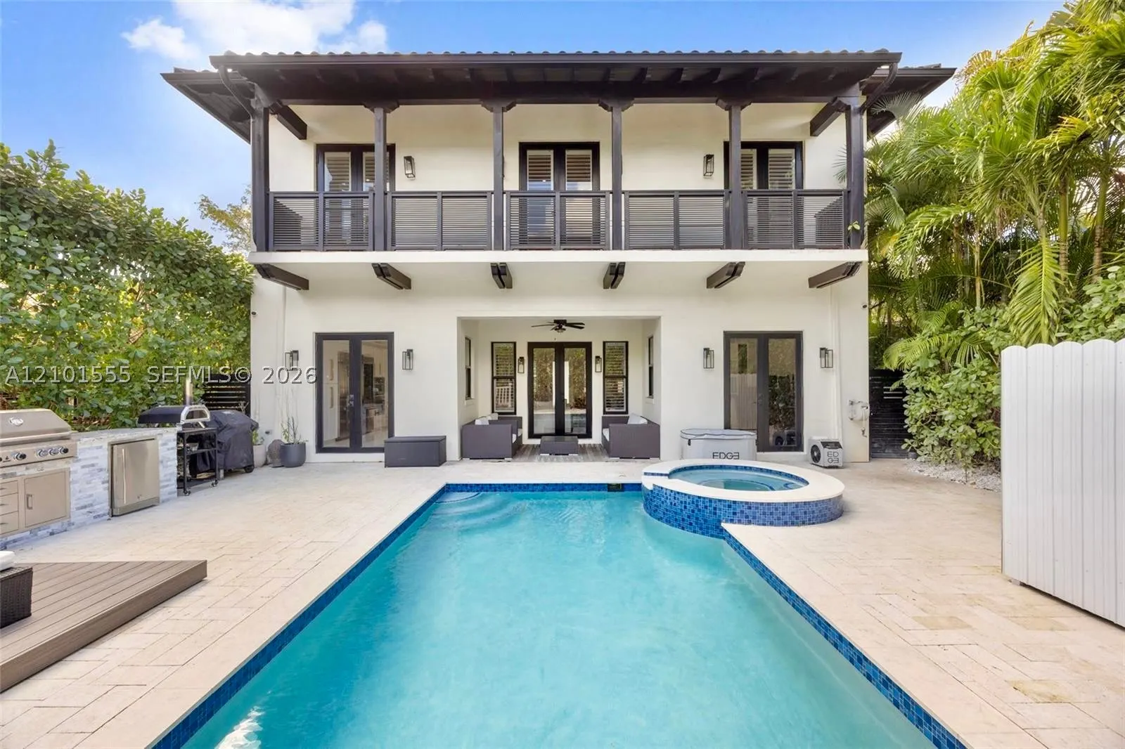 705 Madeira Ave