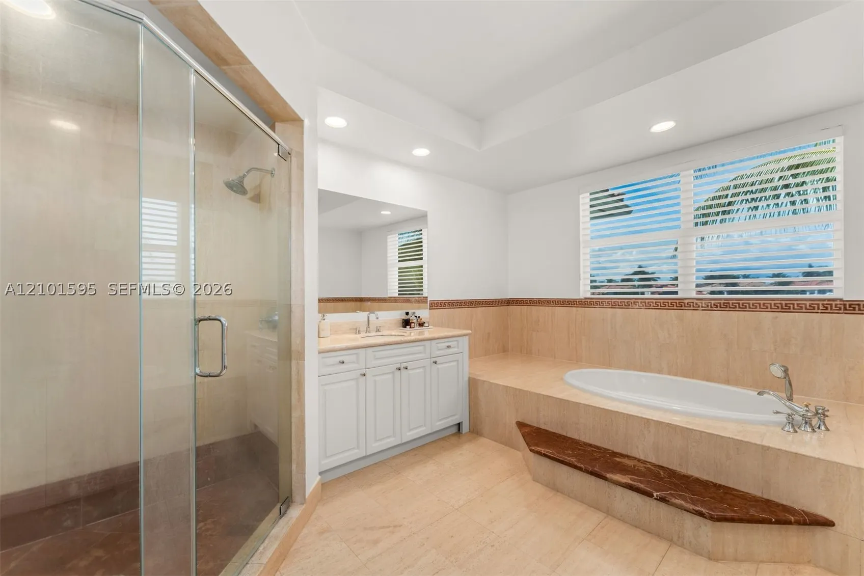 1426 Commodore Way