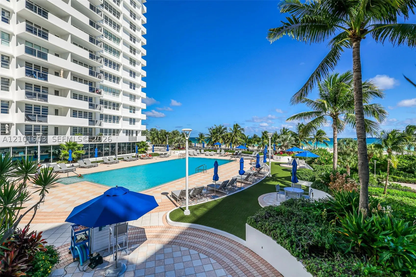 100 Lincoln Rd #502