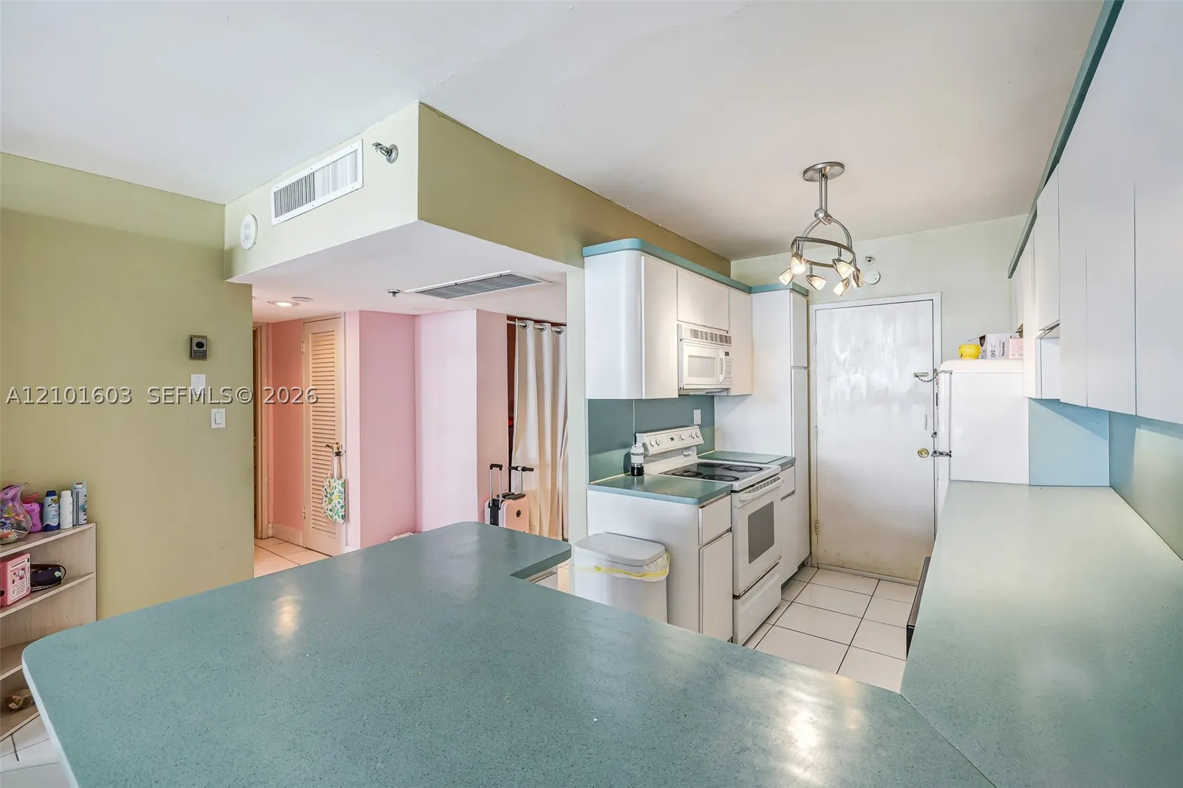 100 Lincoln Rd #502