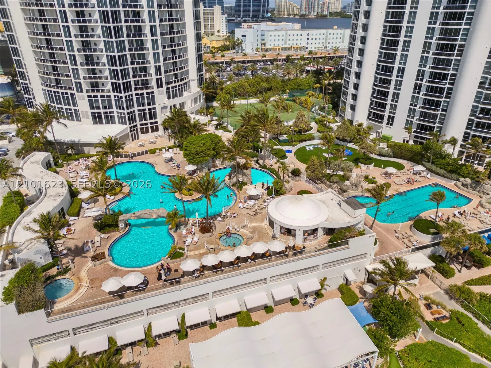 18001 Collins Ave #1110